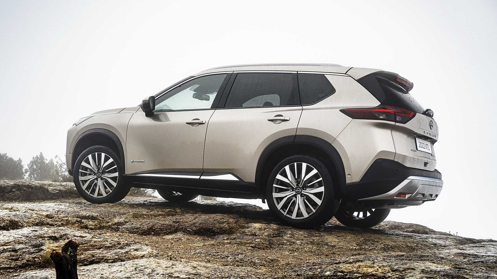 Nissan X-Trail 2022 року