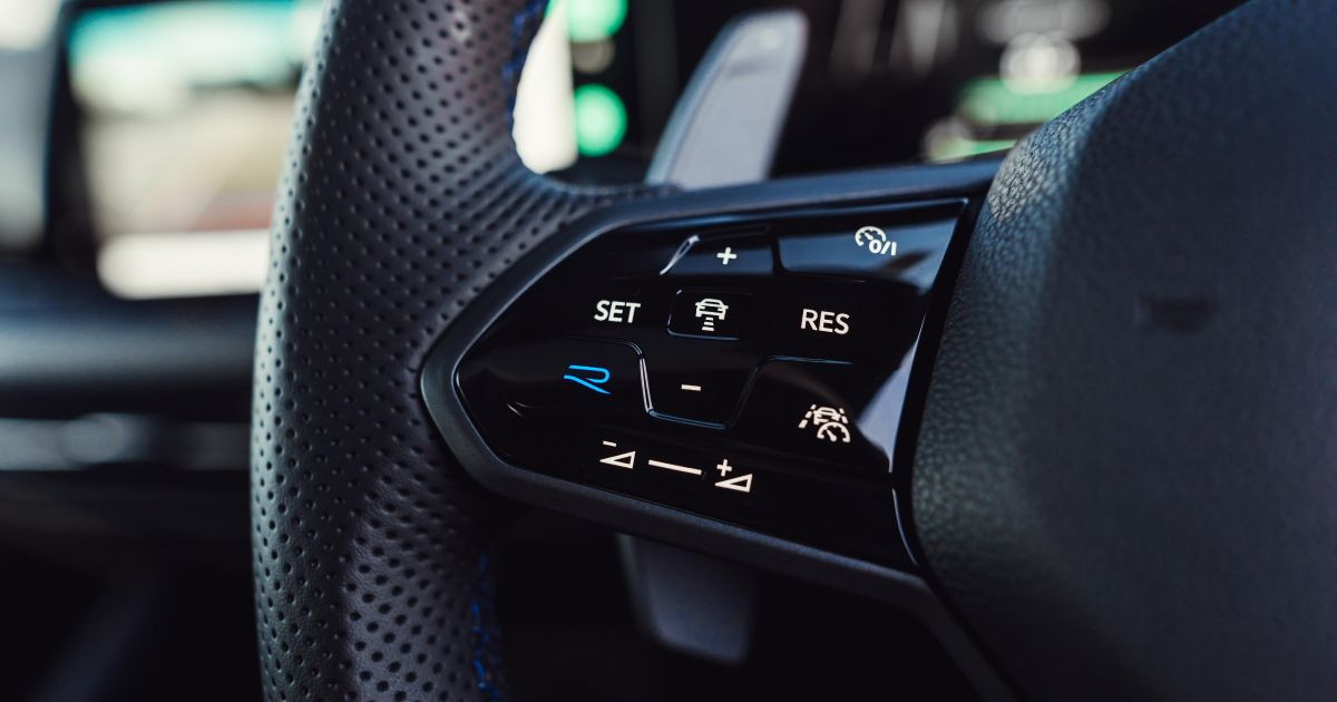 Volkswagen Golf 2022 року