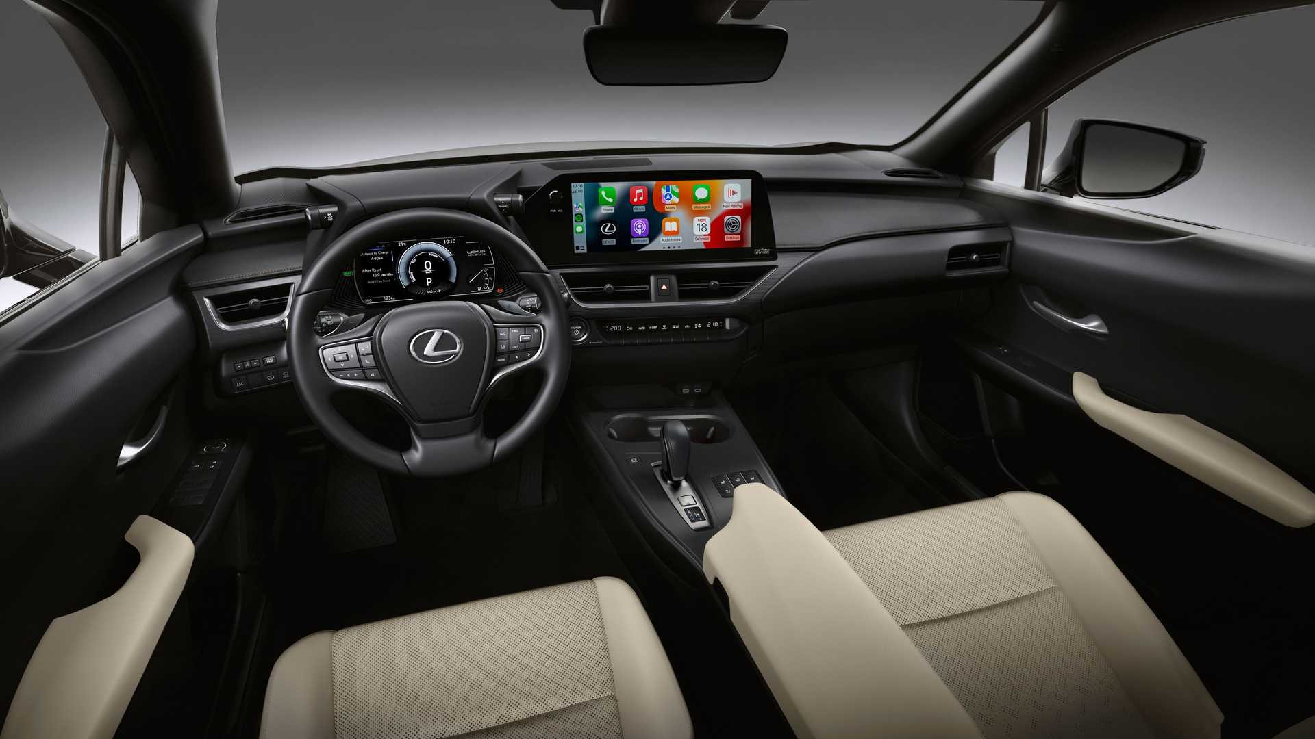 Lexus UX 300e 2023 року
