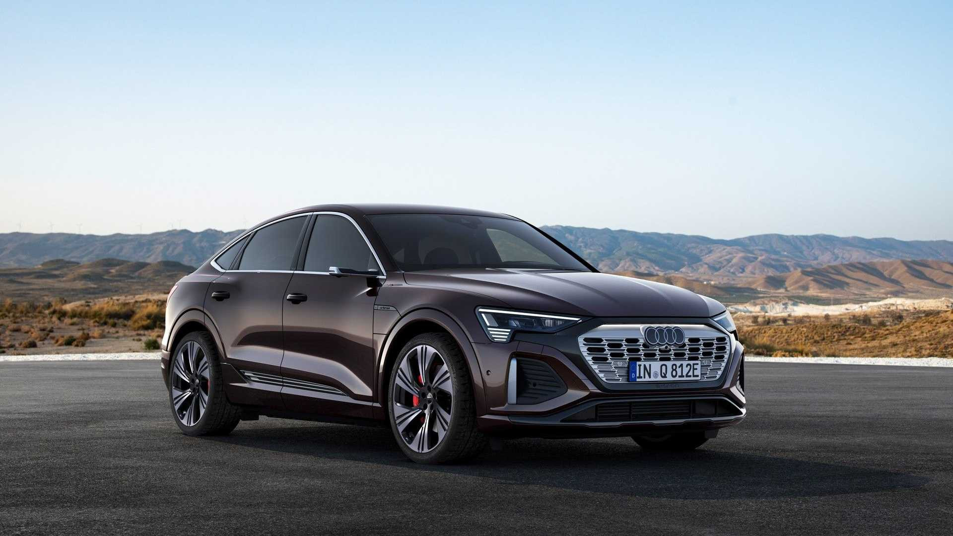 Audi Q8 E-Tron Sportback 2023 року