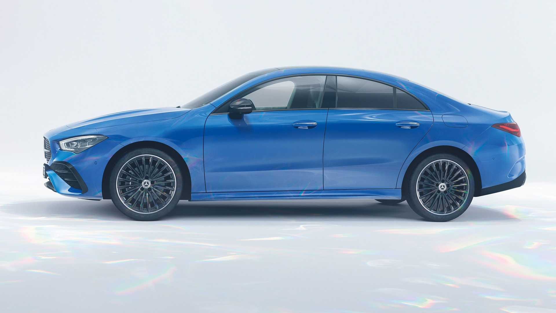Mercedes-Benz CLA 2024 року