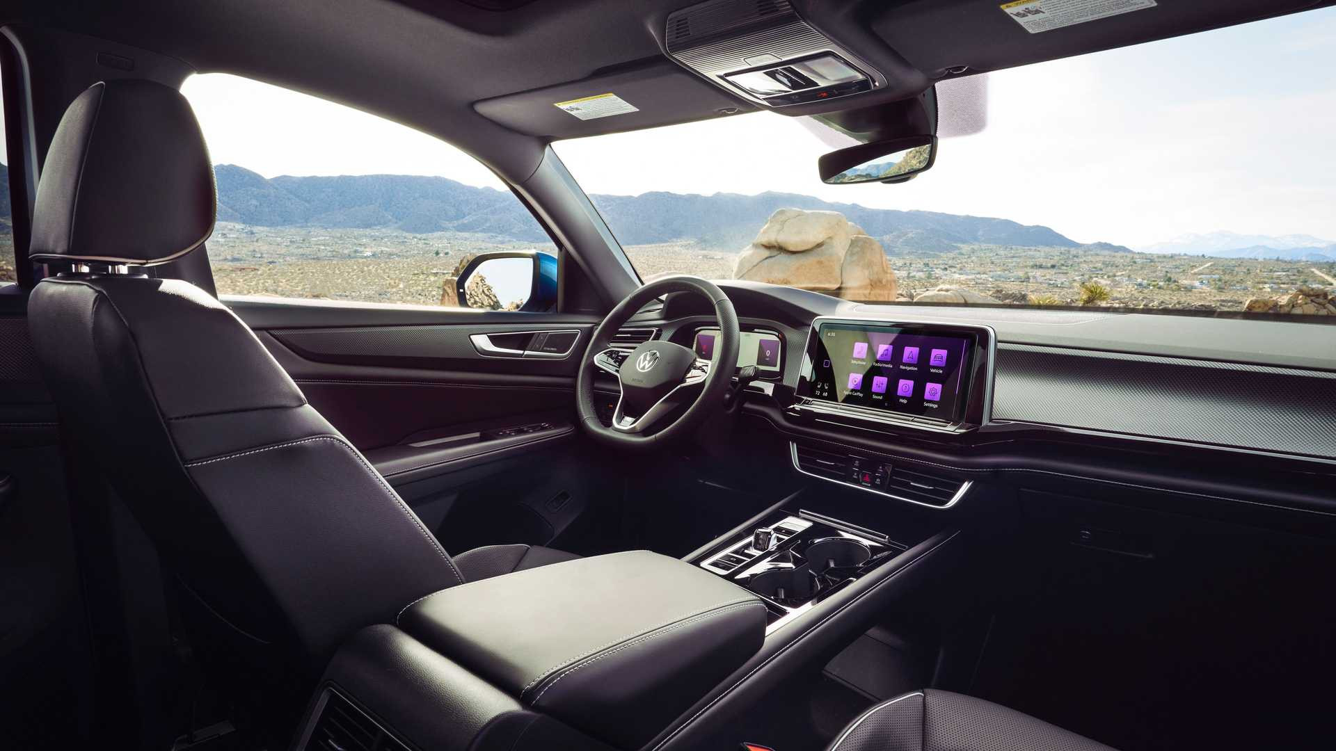 Volkswagen Atlas Cross Sport 2024 року