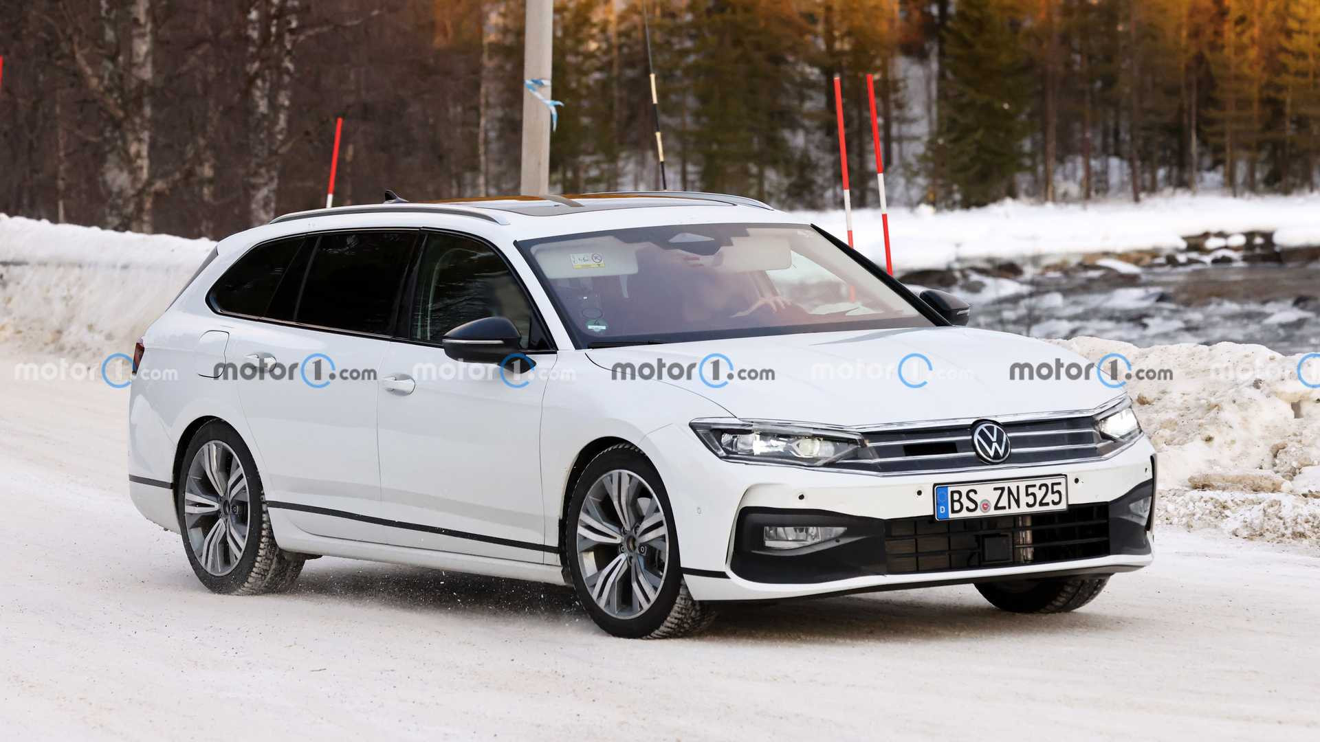 Volkswagen Passat 2024 року