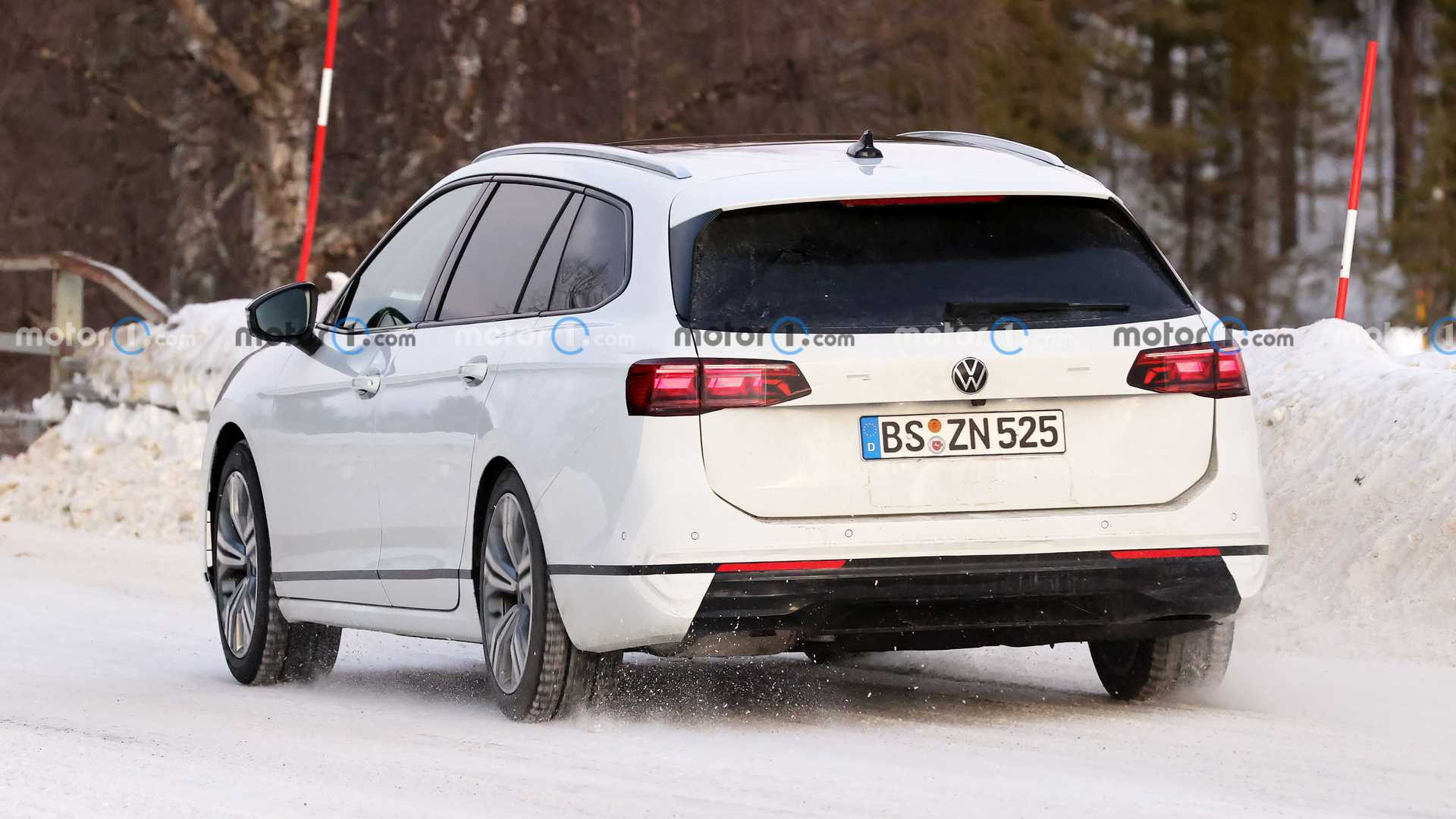 Volkswagen Passat 2024 року