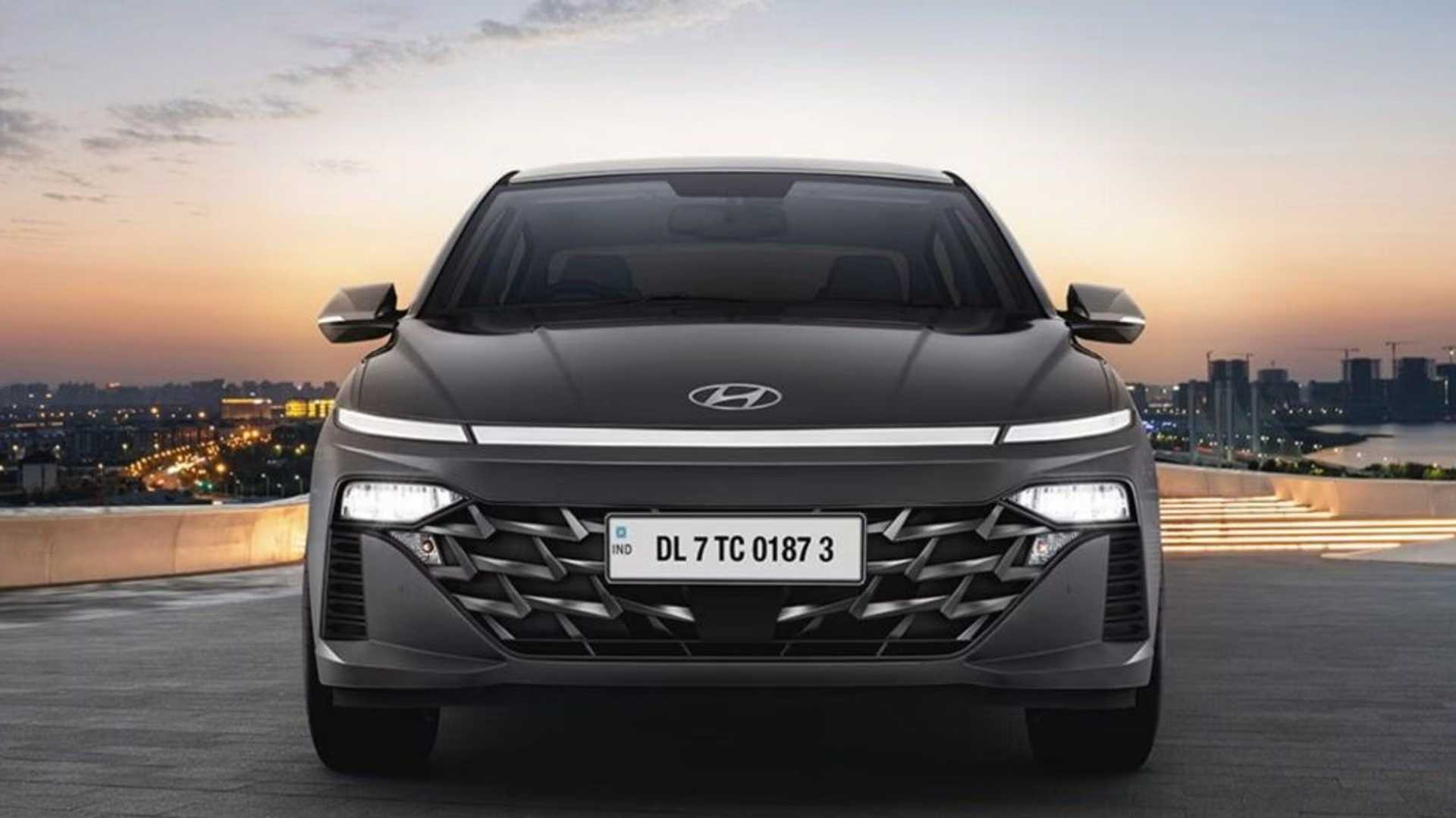 Hyundai Verna 2023 року
