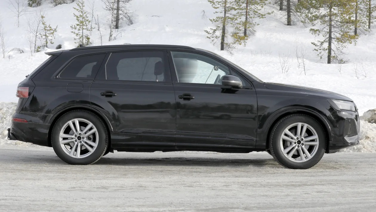 Audi Q7 2023 року