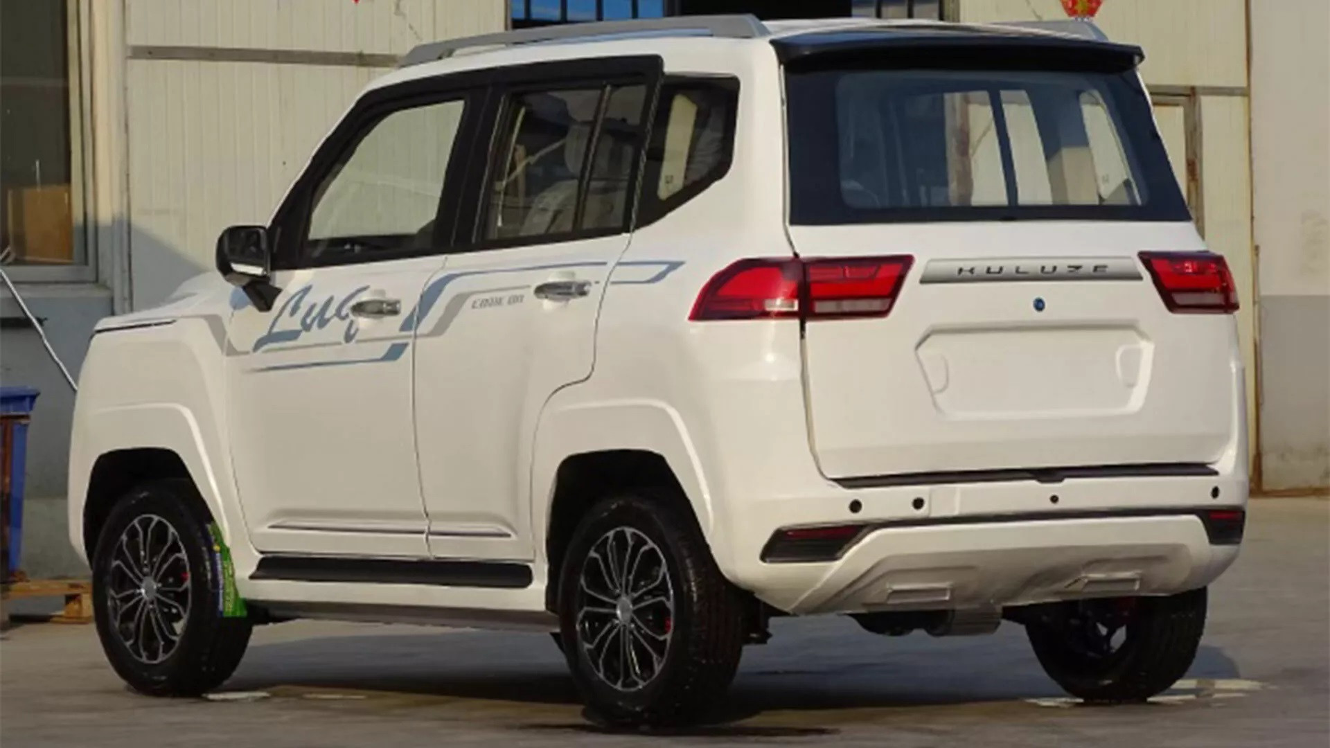 Toyota Land Cruiser LC300