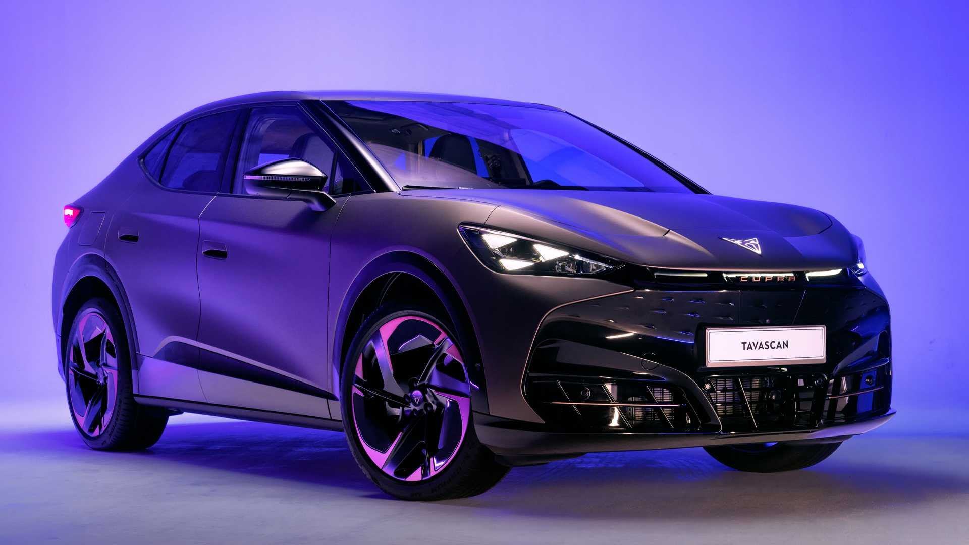Cupra Tavascan 2024 року