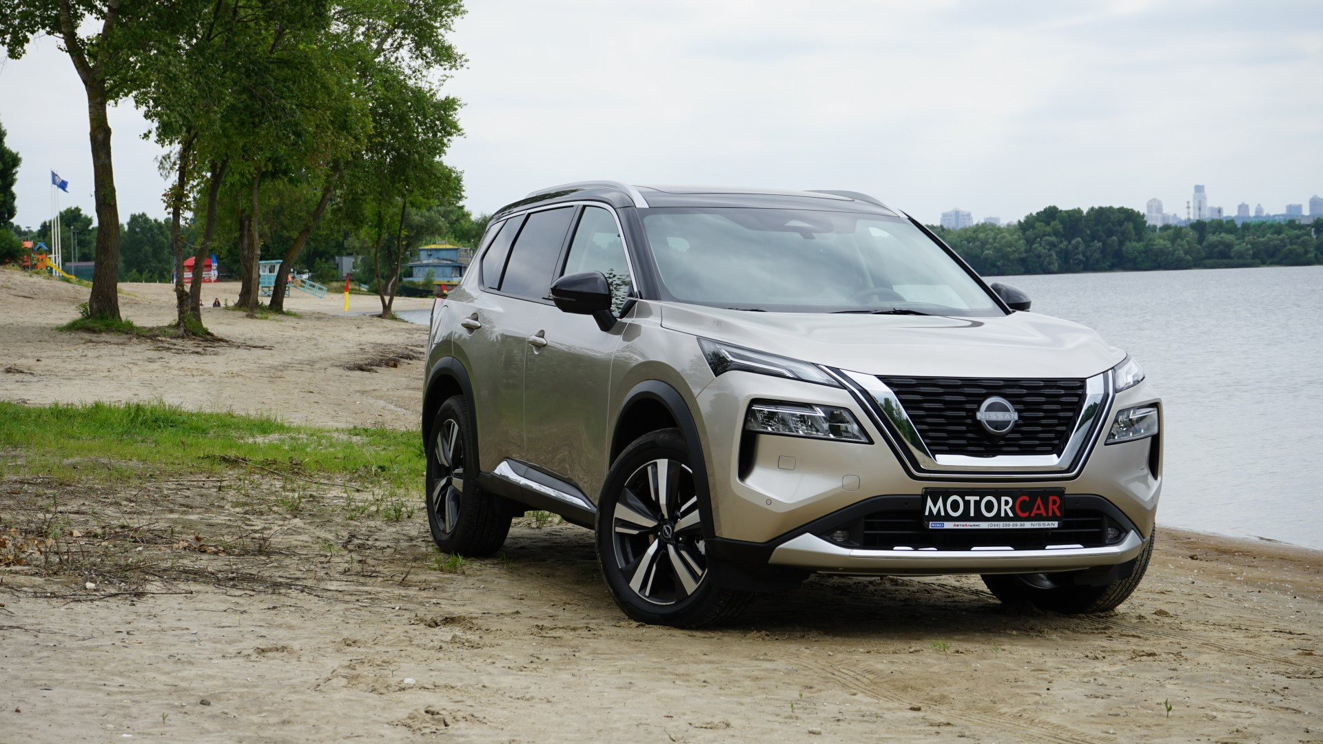 Nissan X-Trail 2023 року