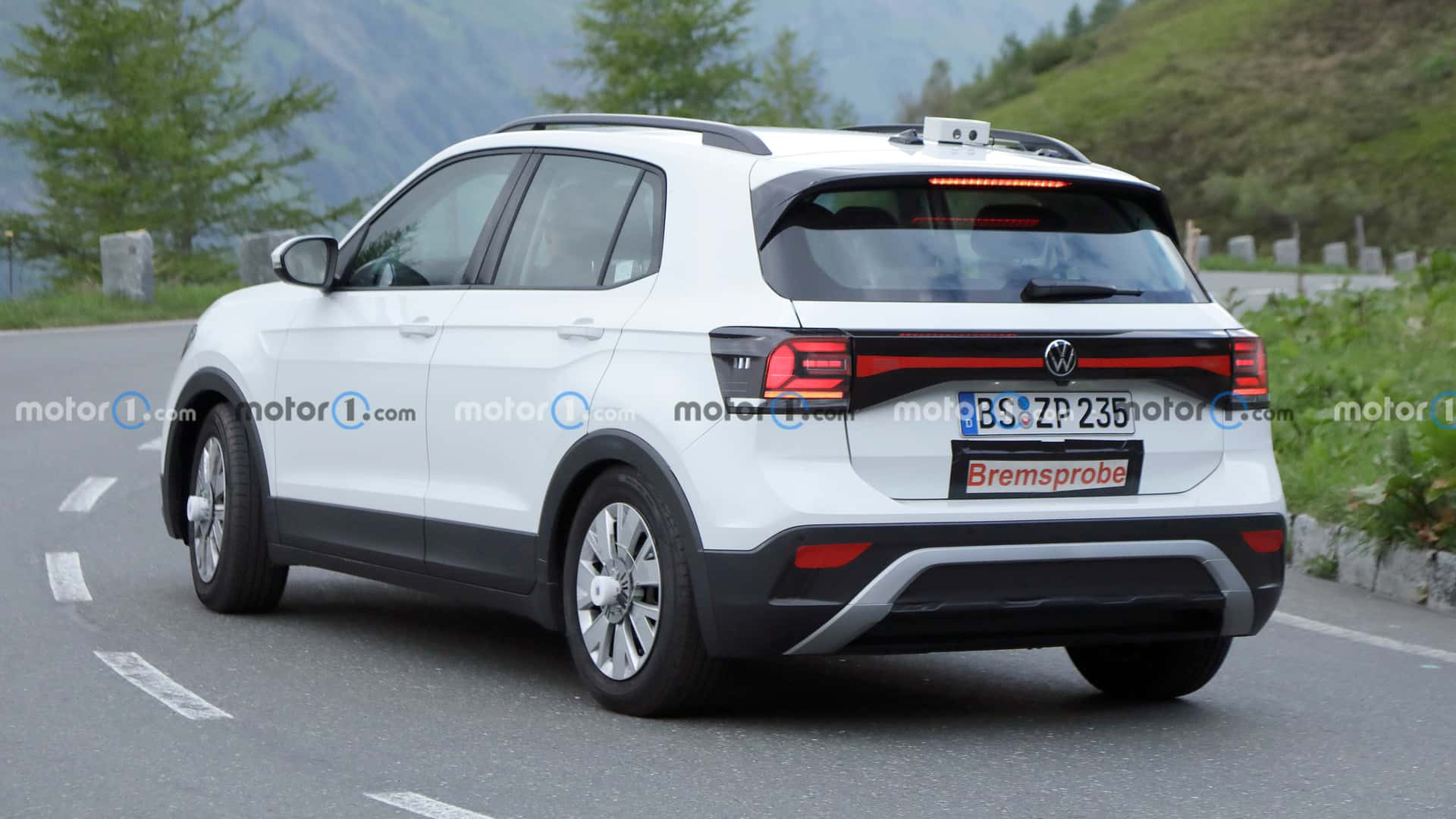 Volkswagen T-Cross 2024 року