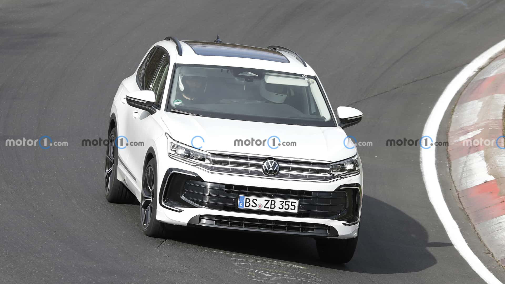 Volkswagen Tiguan 2024 року