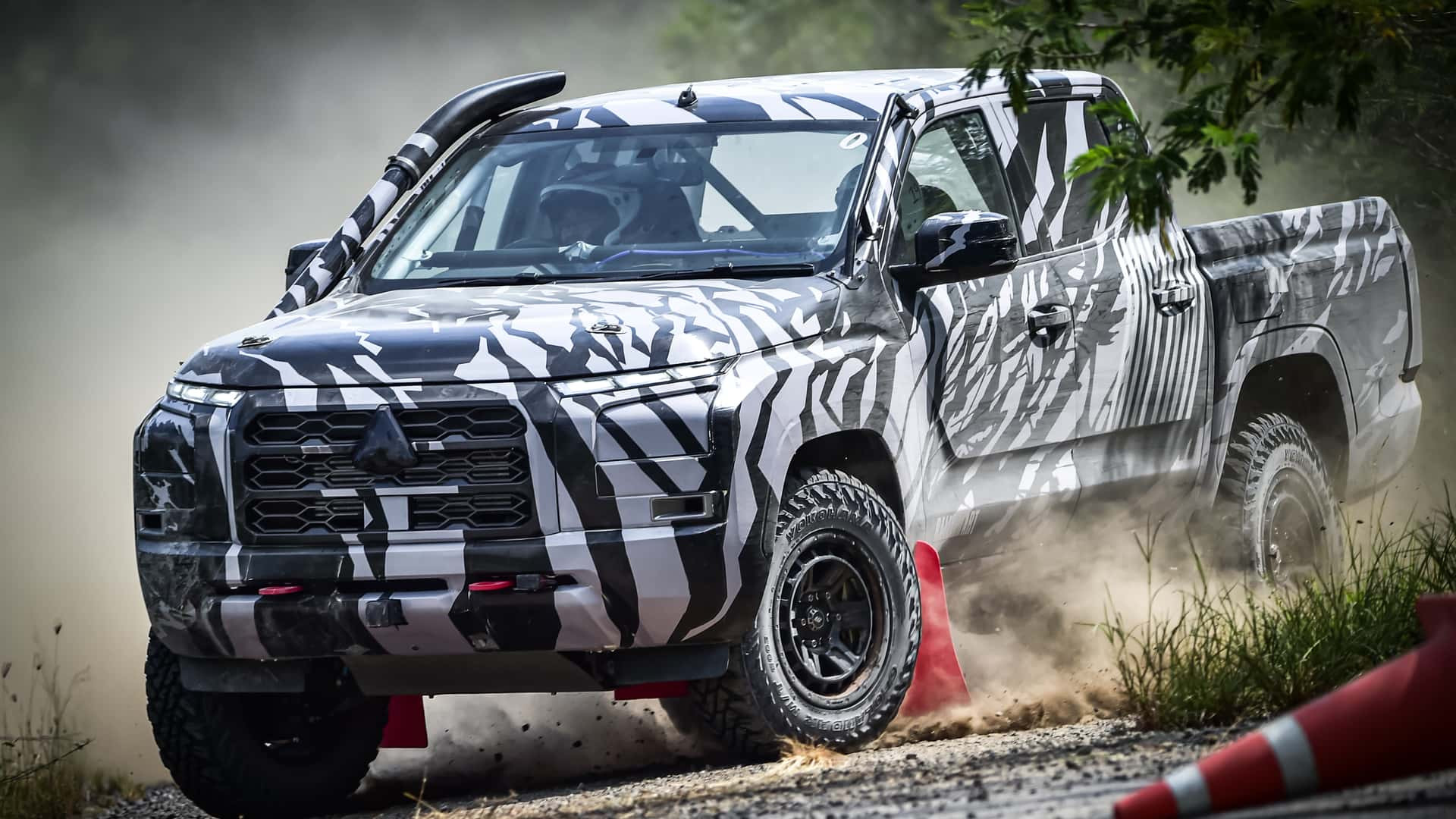 Mitsubishi L200 Ralliart 2024 року