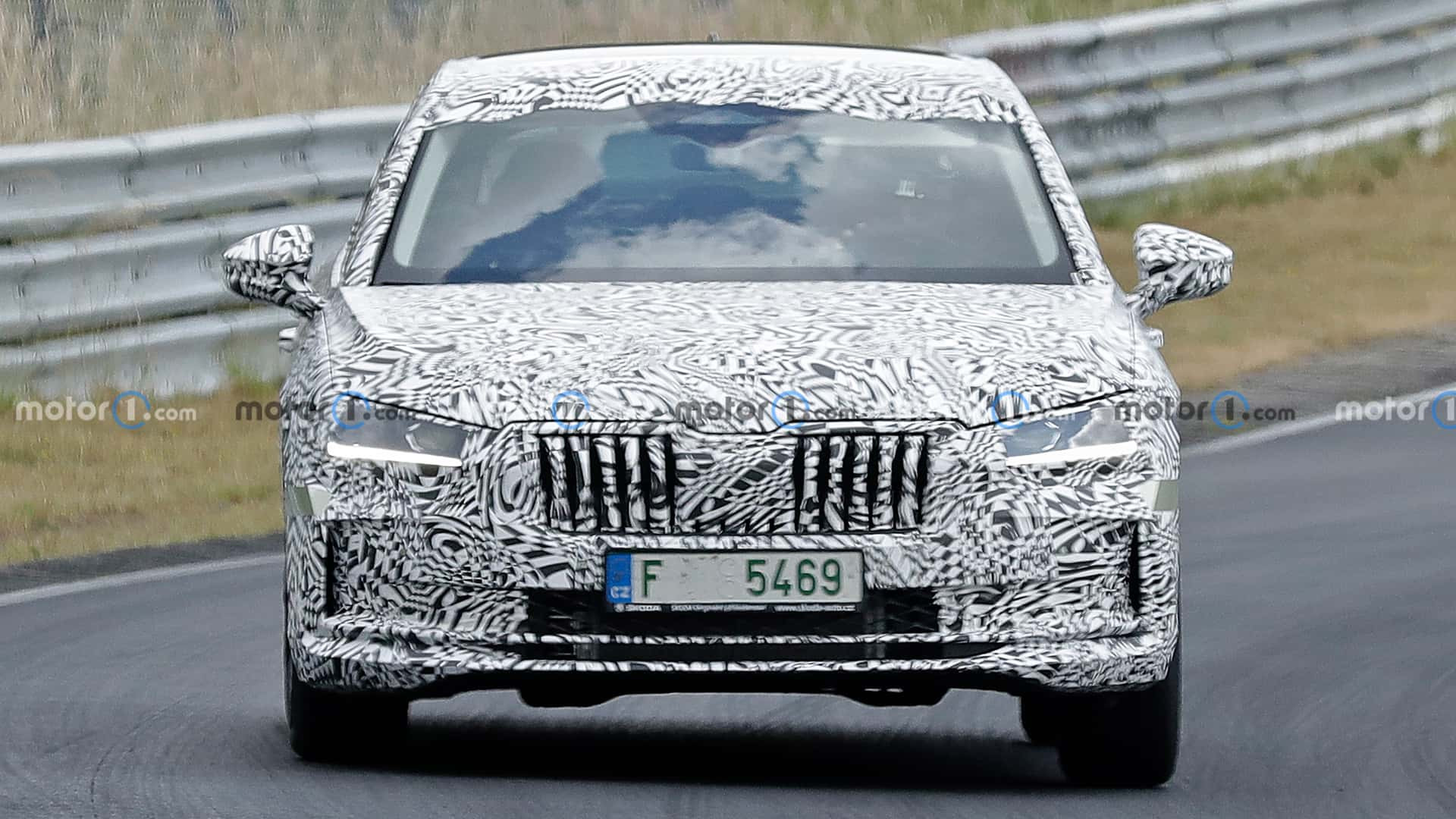 Skoda Superb (седан) 2024 року