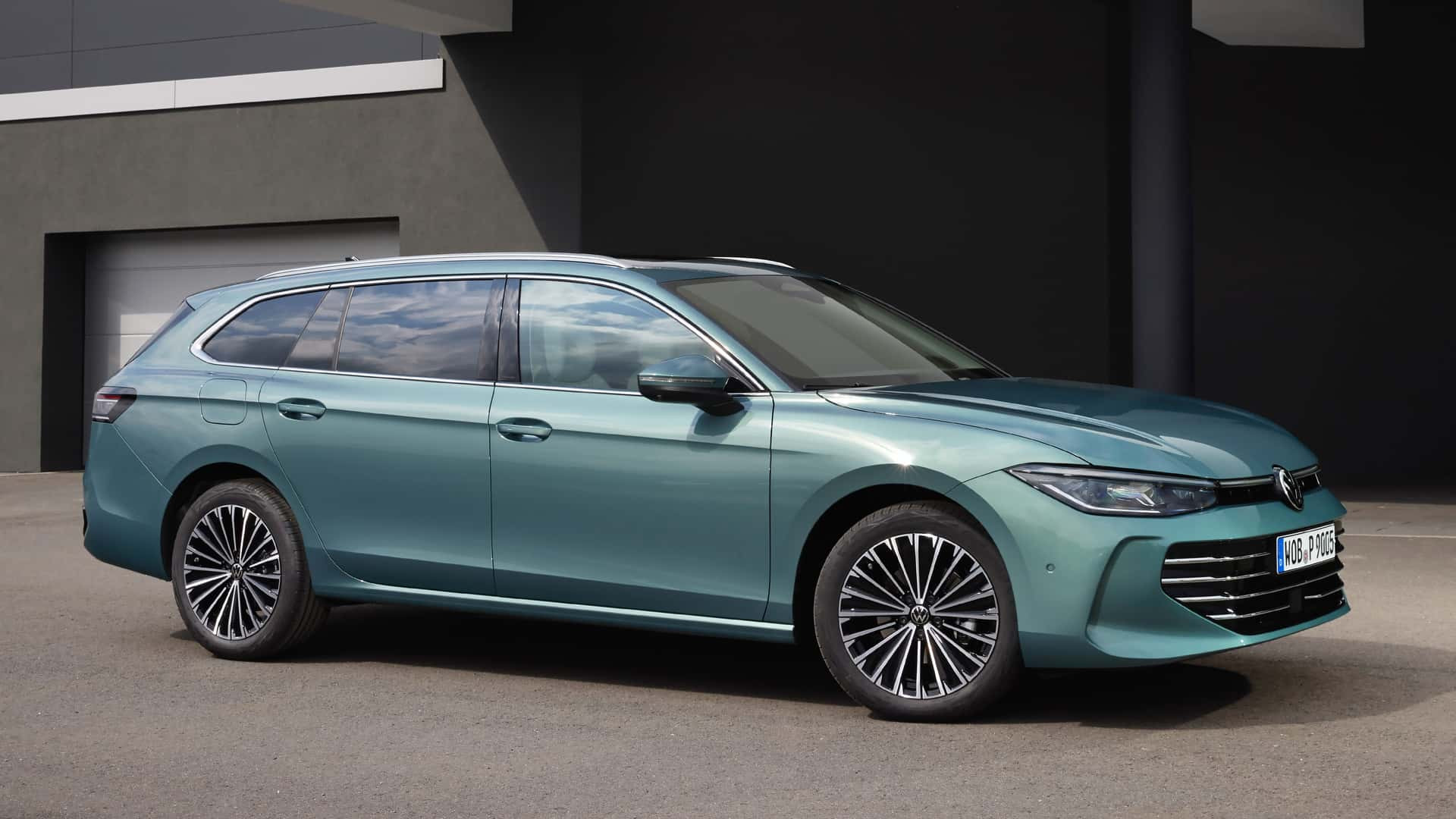 Volkswagen Passat 2024 року