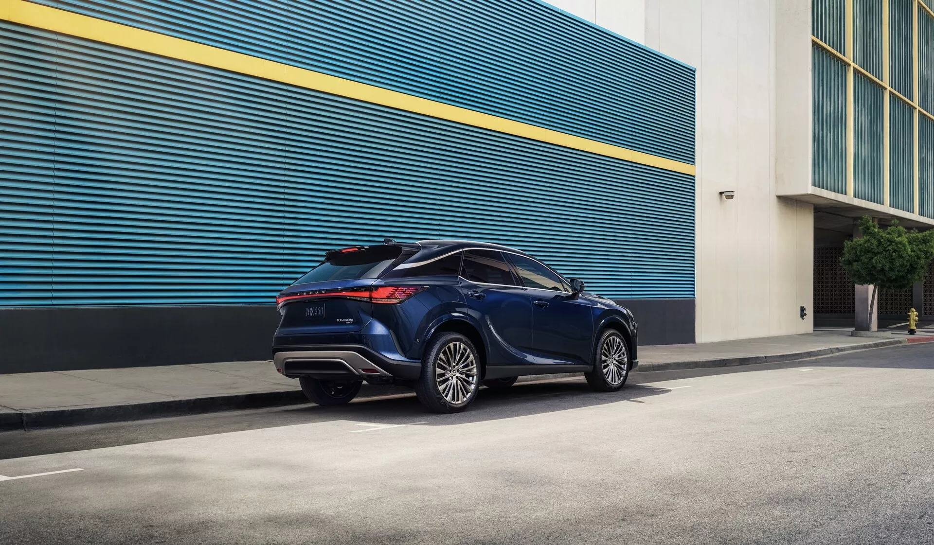 Lexus RX 450h 2024 року