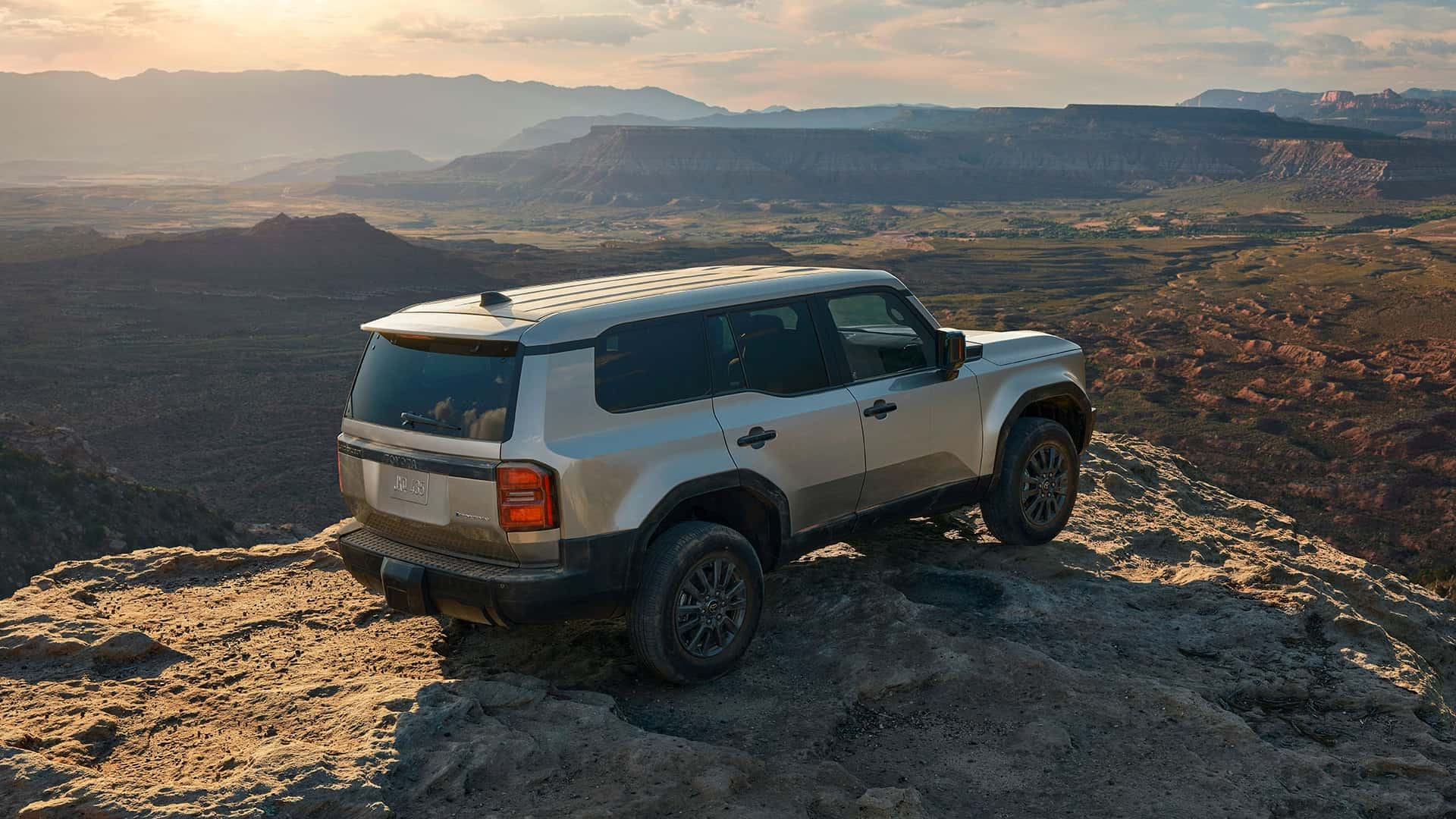 Toyota Land Cruiser 2024 року