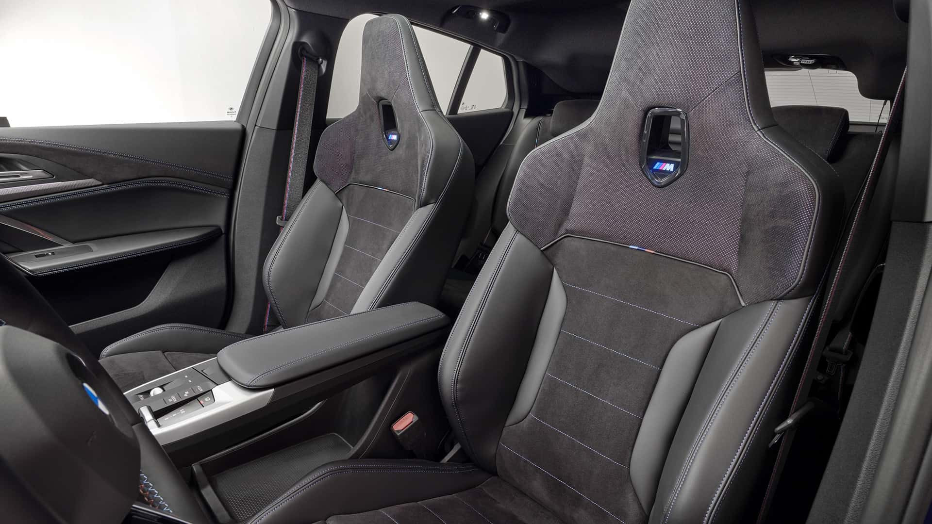 BMW X2 2024 року