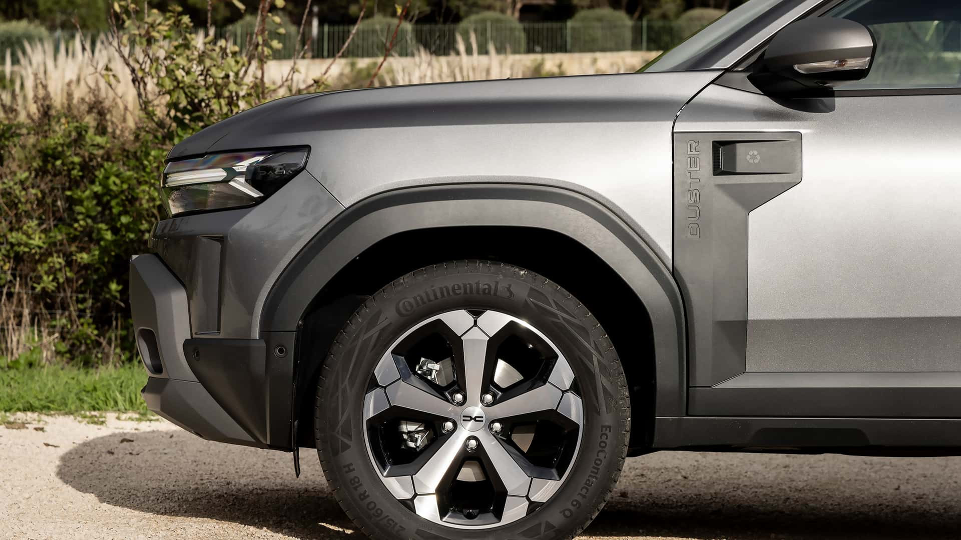 Dacia Duster 2024 року