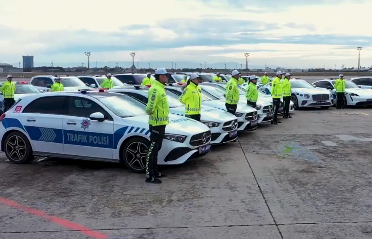 Туреччина поліція автопарк