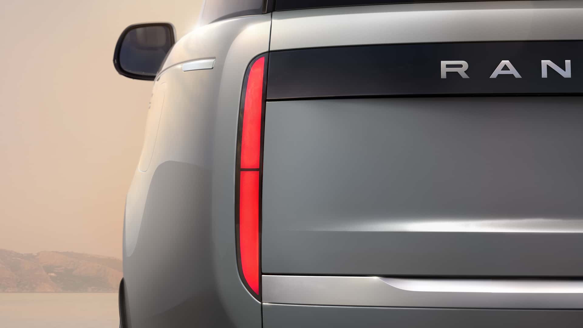 Range Rover електричний