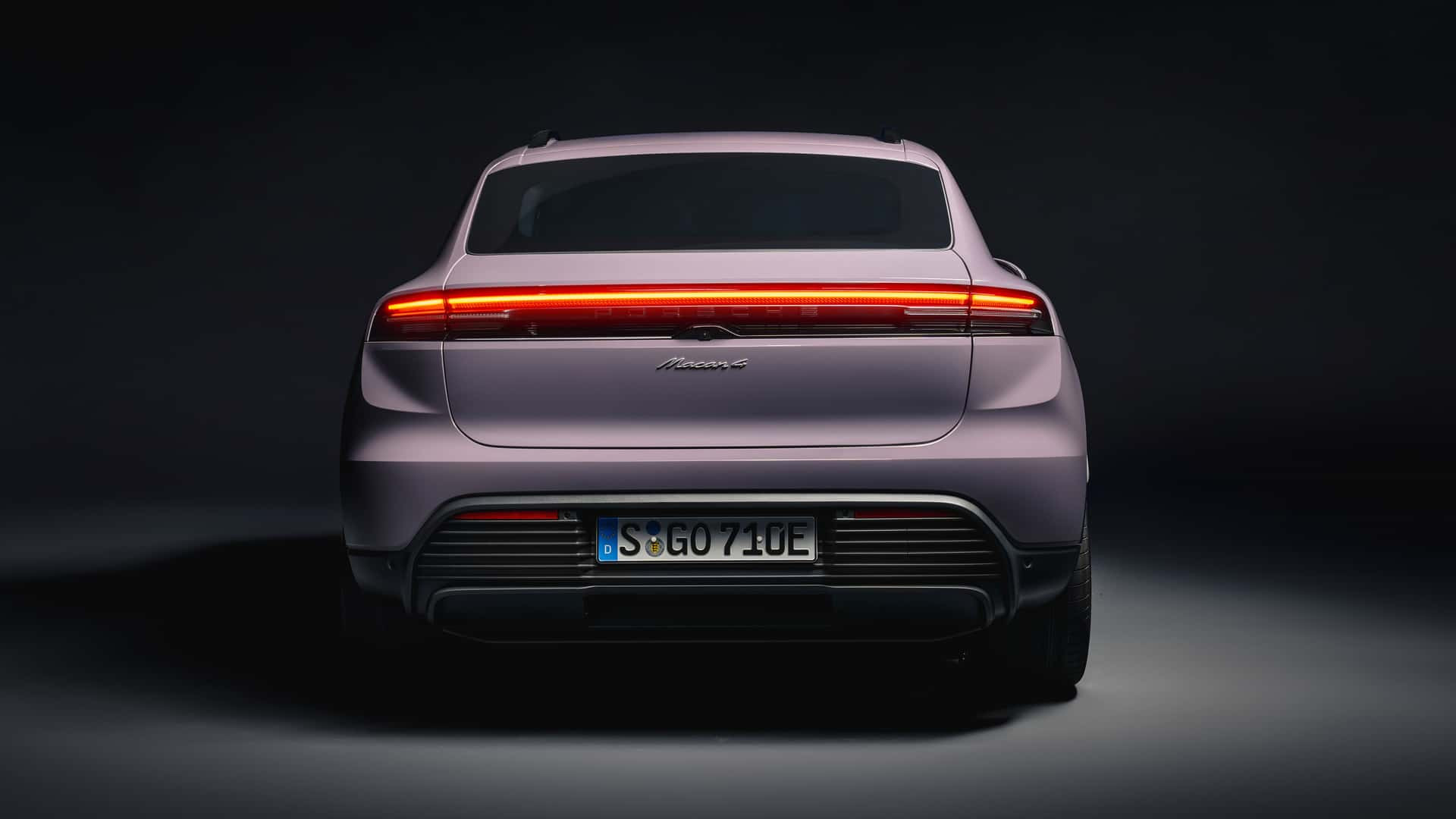 Porsche Macan 2024 року