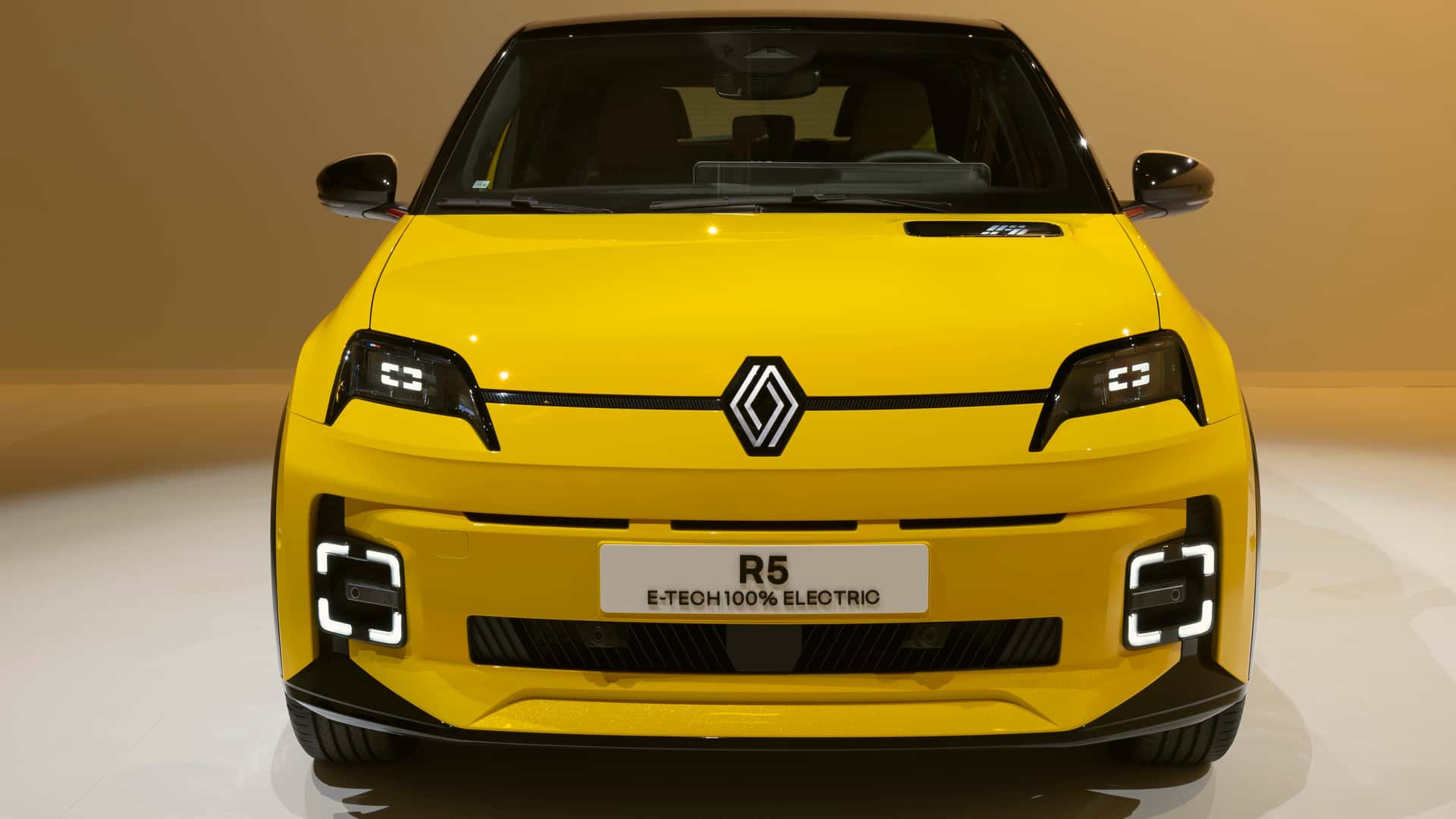 Renault 5 E-Tech Electric 2024 року