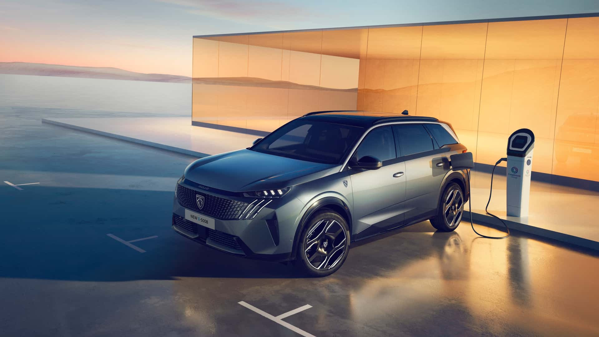 Peugeot e-5008 2024 року
