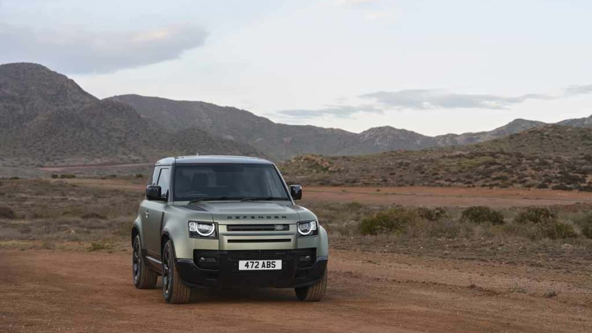 Land Rover Defender 2025 року