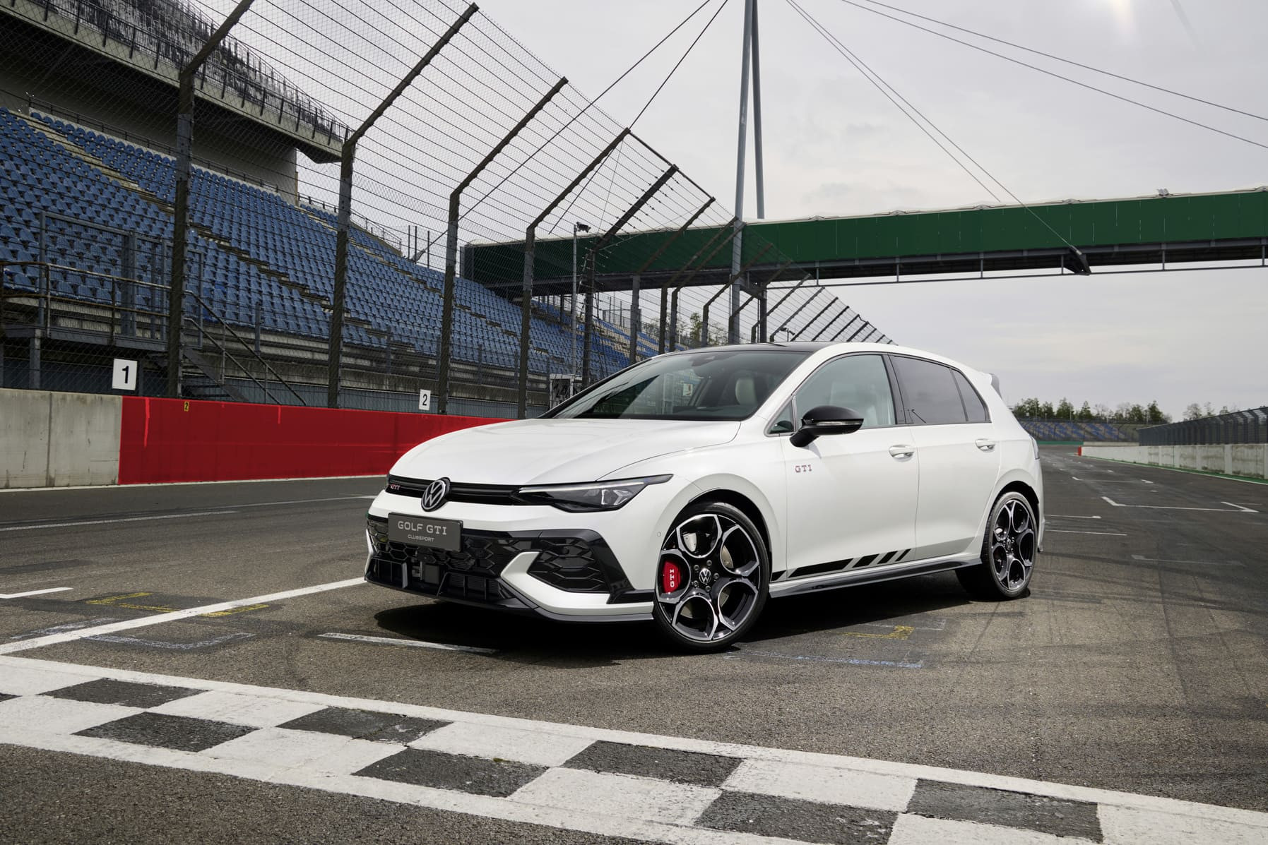 Volkswagen Golf GTI Clubsport 2024 року