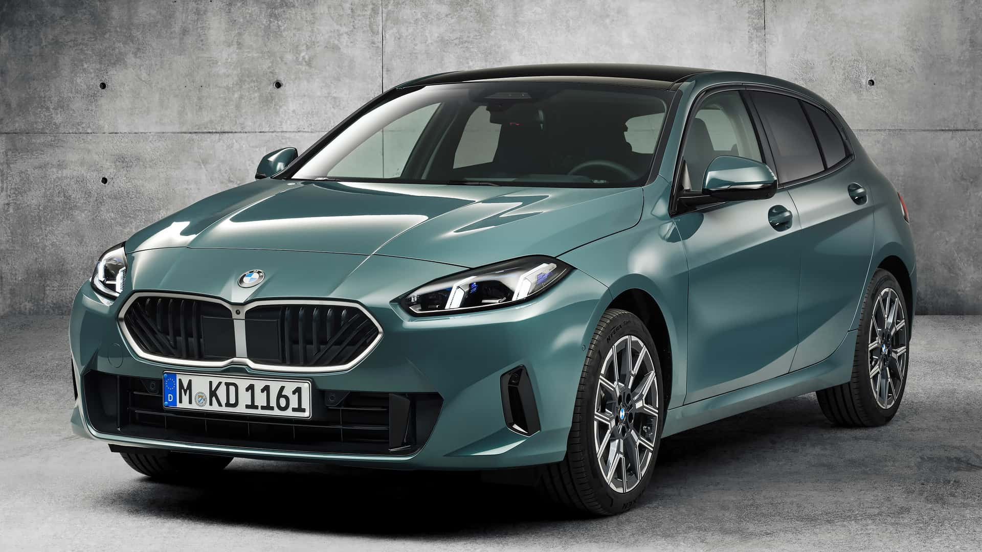BMW 1 серія 2024 року