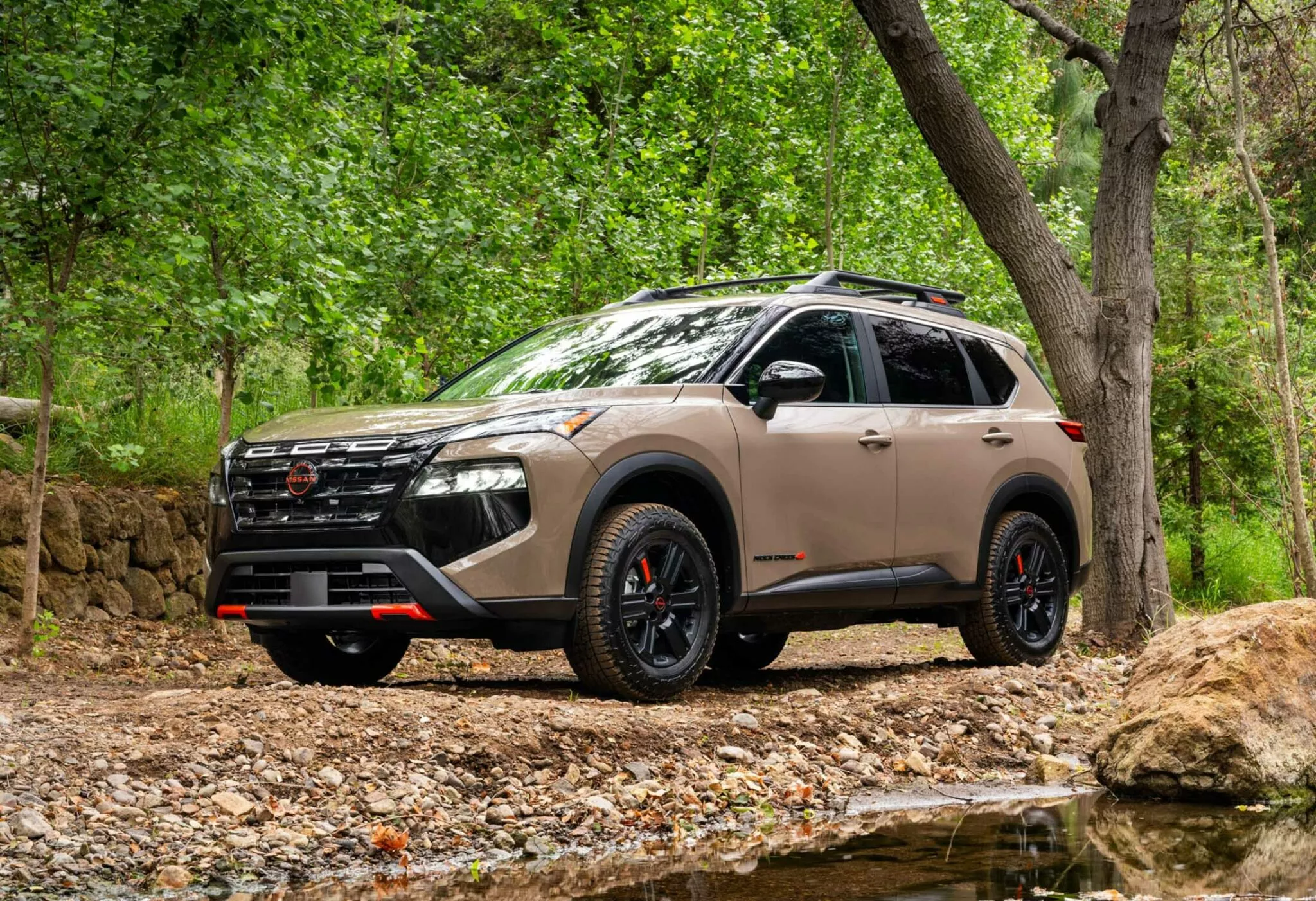 Nissan Rogue Rock Creek 2025 року