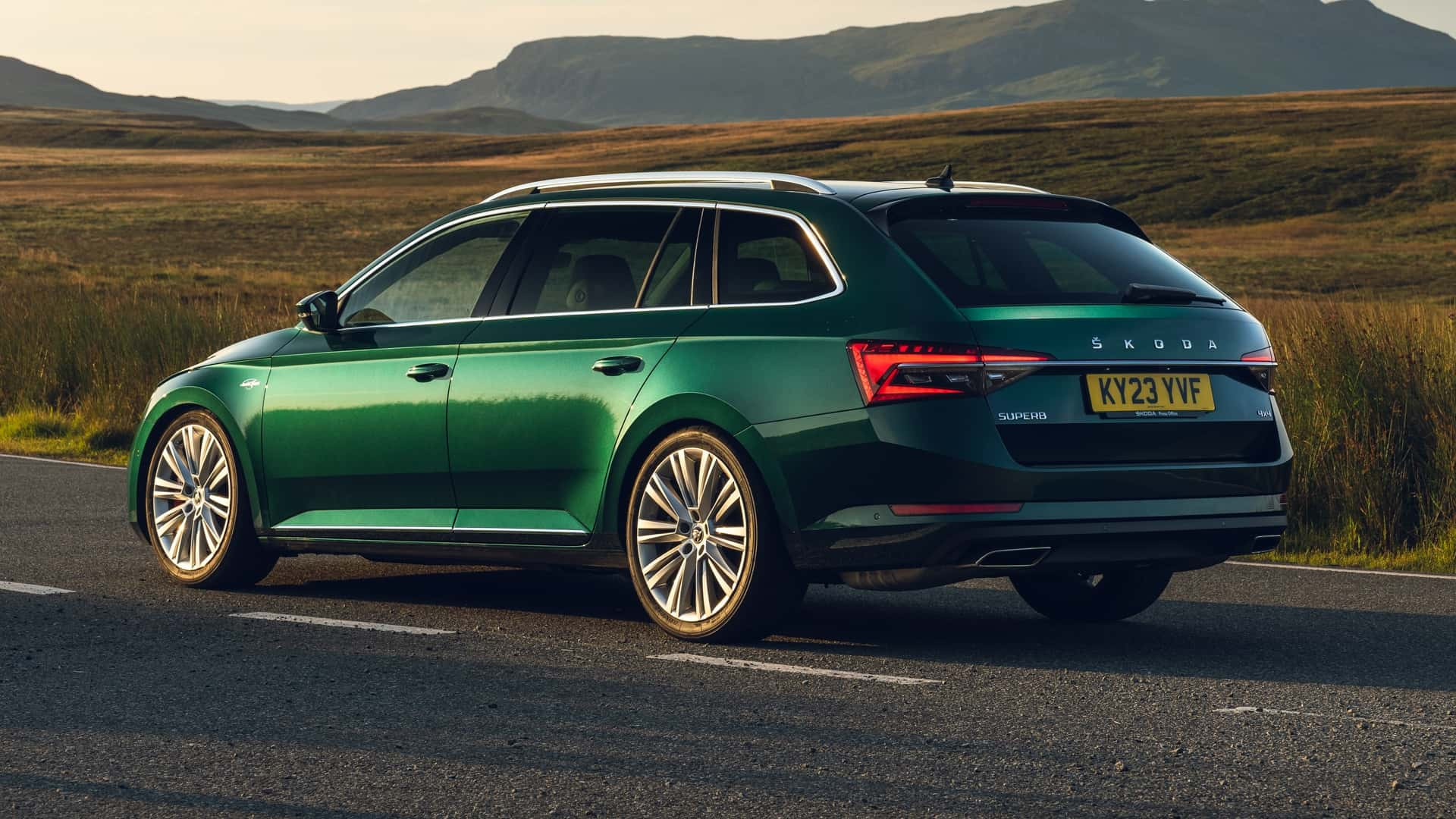 Skoda Superb Combi Sleeper Edition