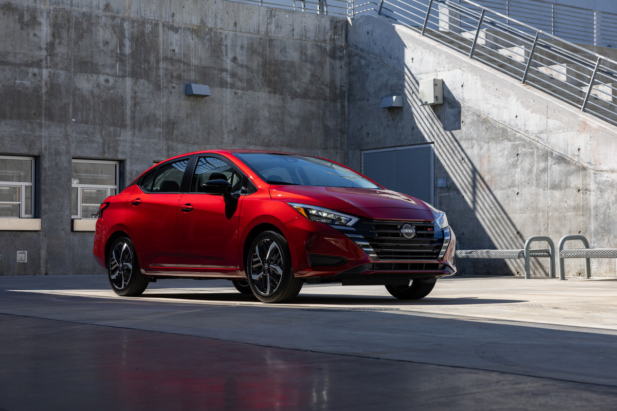 Nissan Versa 2024 року