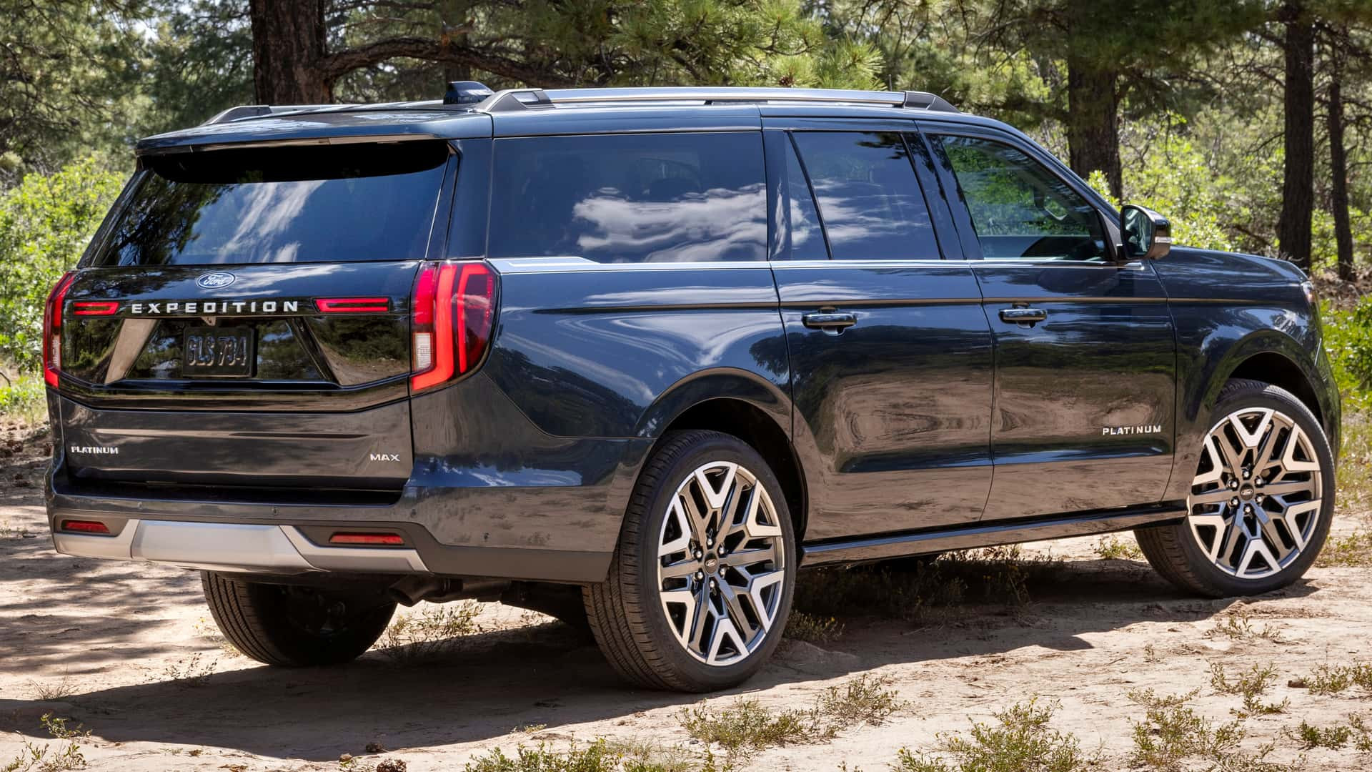 Ford Expedition Platinum 2025 року