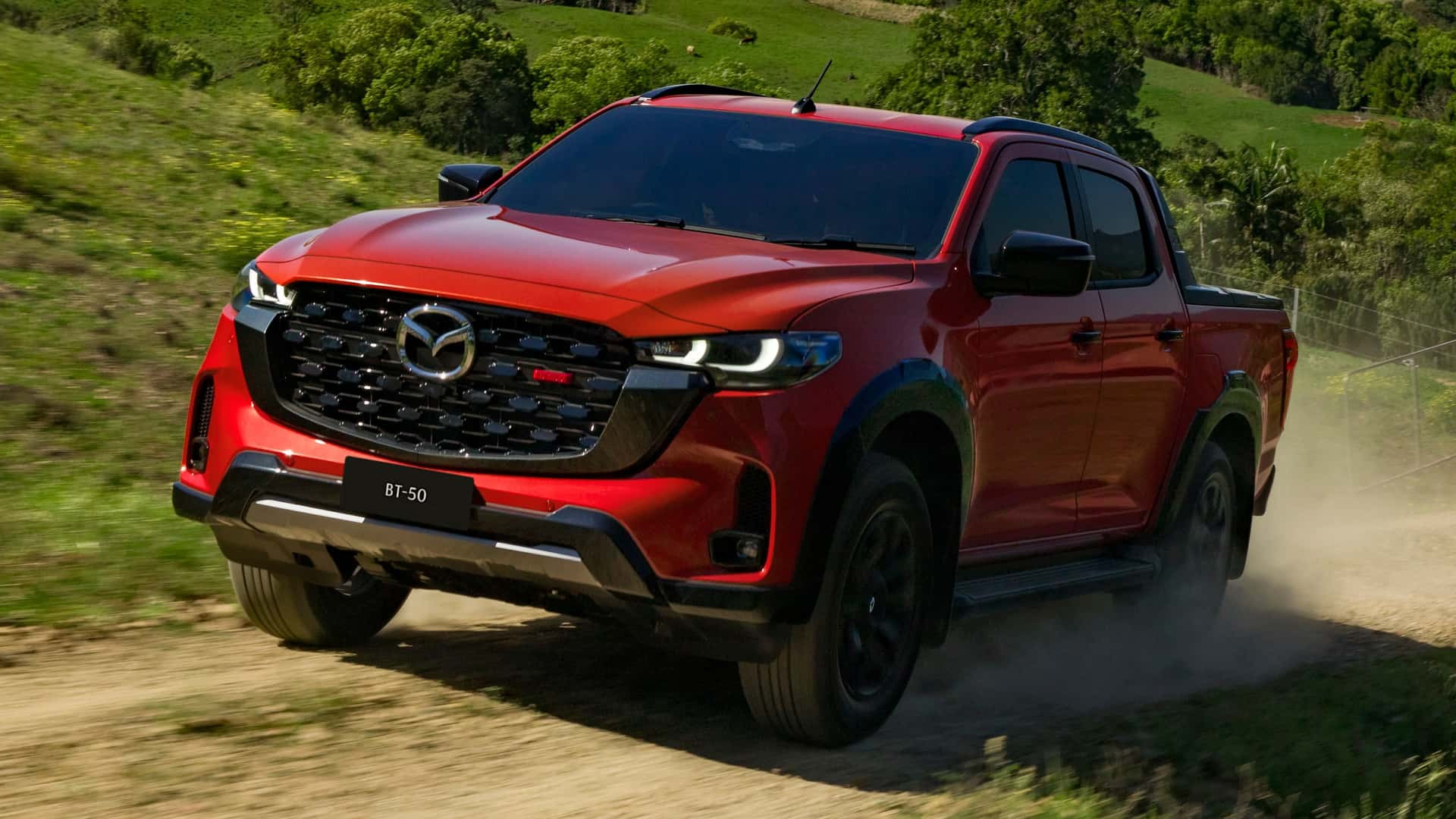 Mazda BT-50 2025 року