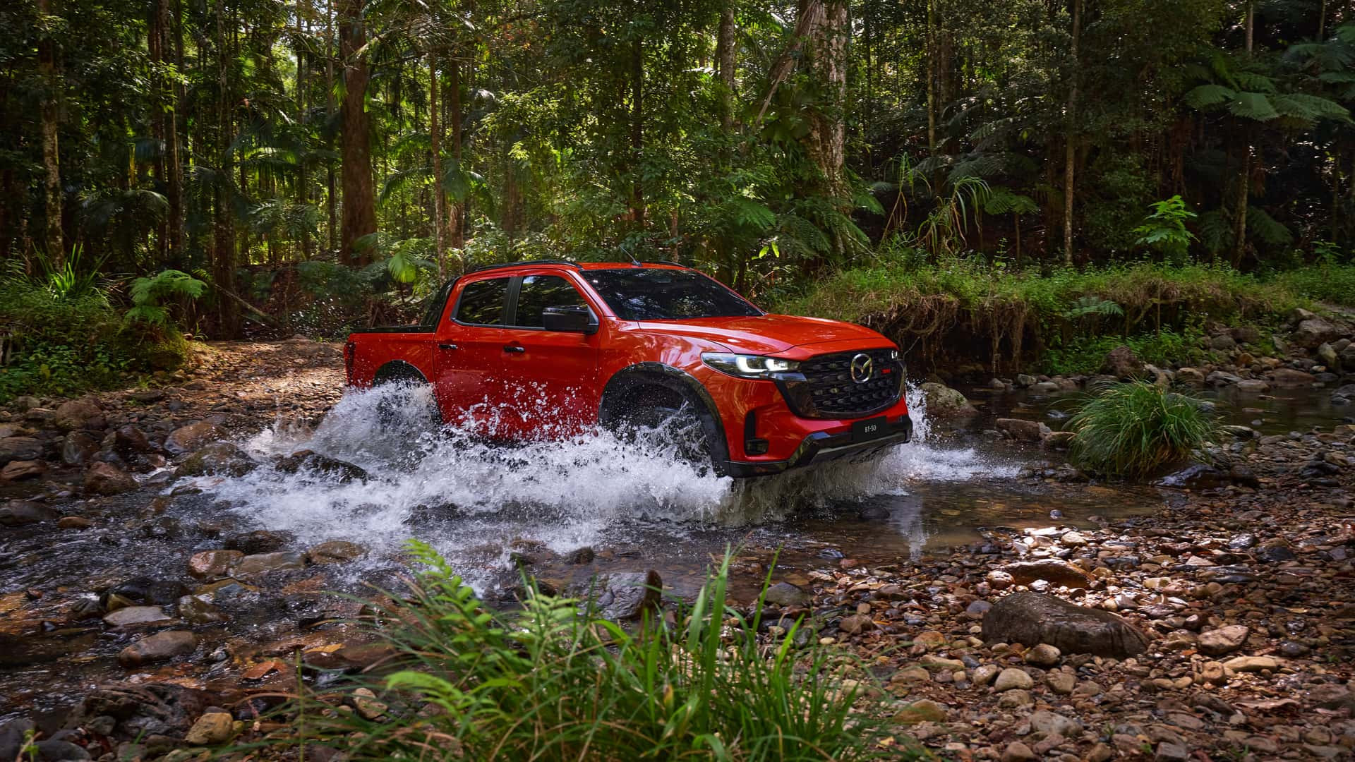 Mazda BT-50 2025 року