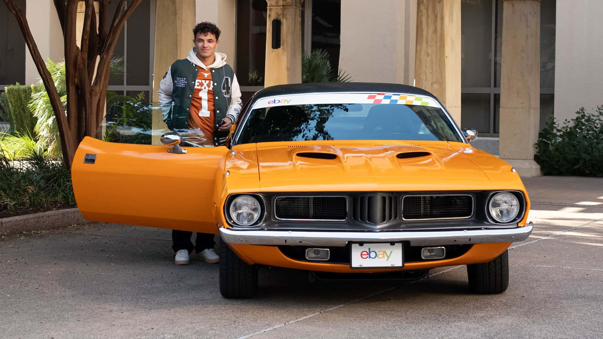 Plymouth Barracuda McLaren 1973 року