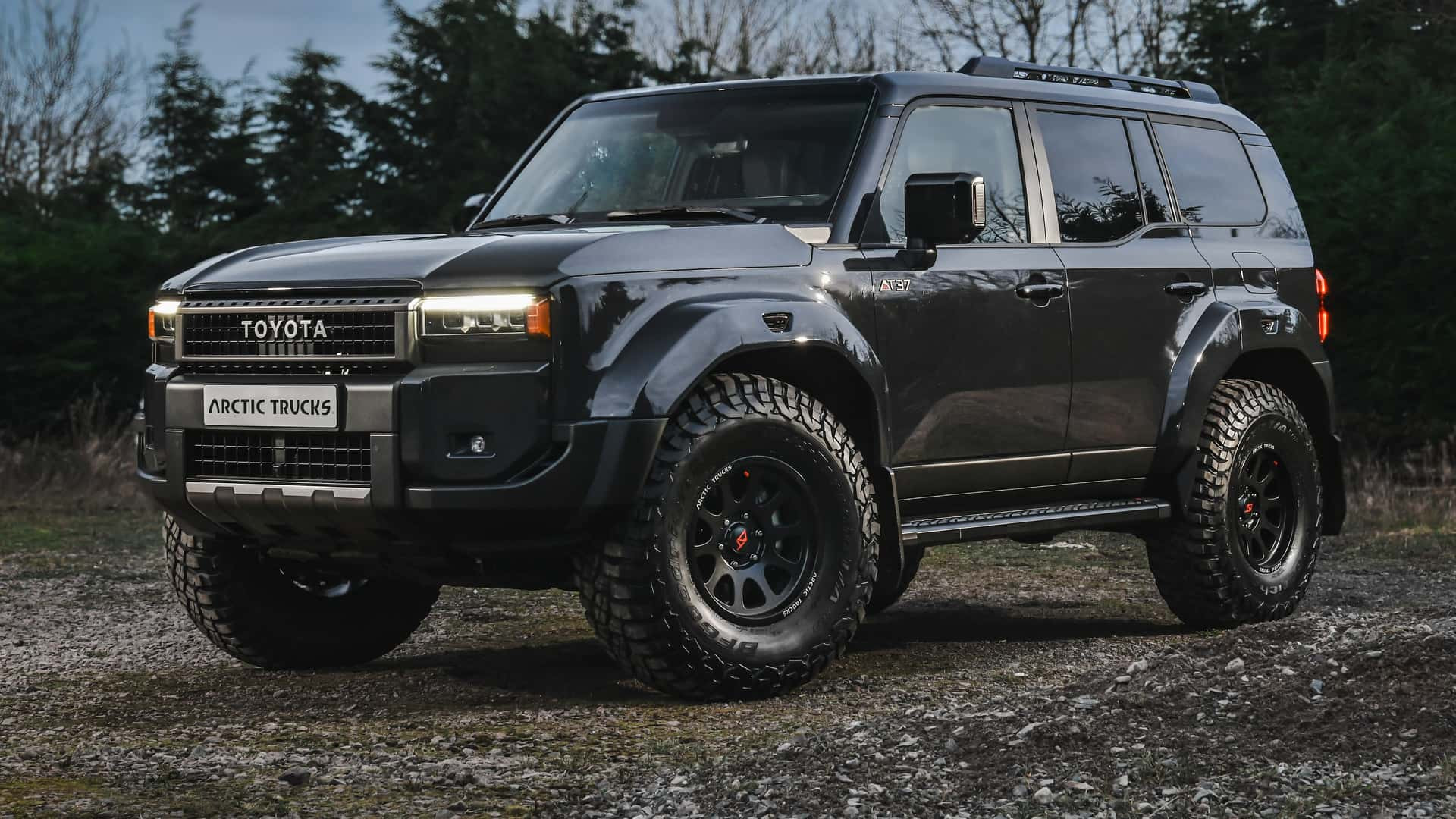 Toyota Land Cruiser Arctic Trucks AT 37