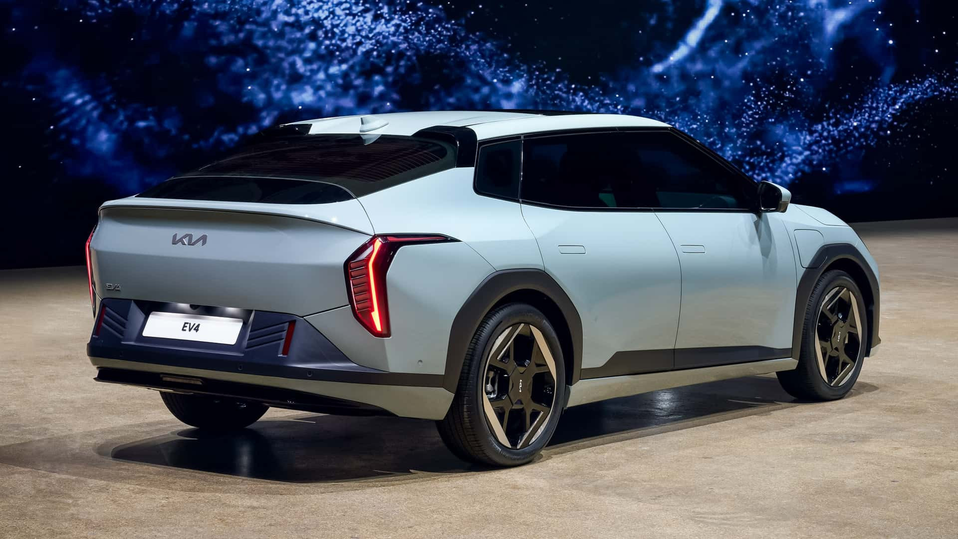 Kia EV4