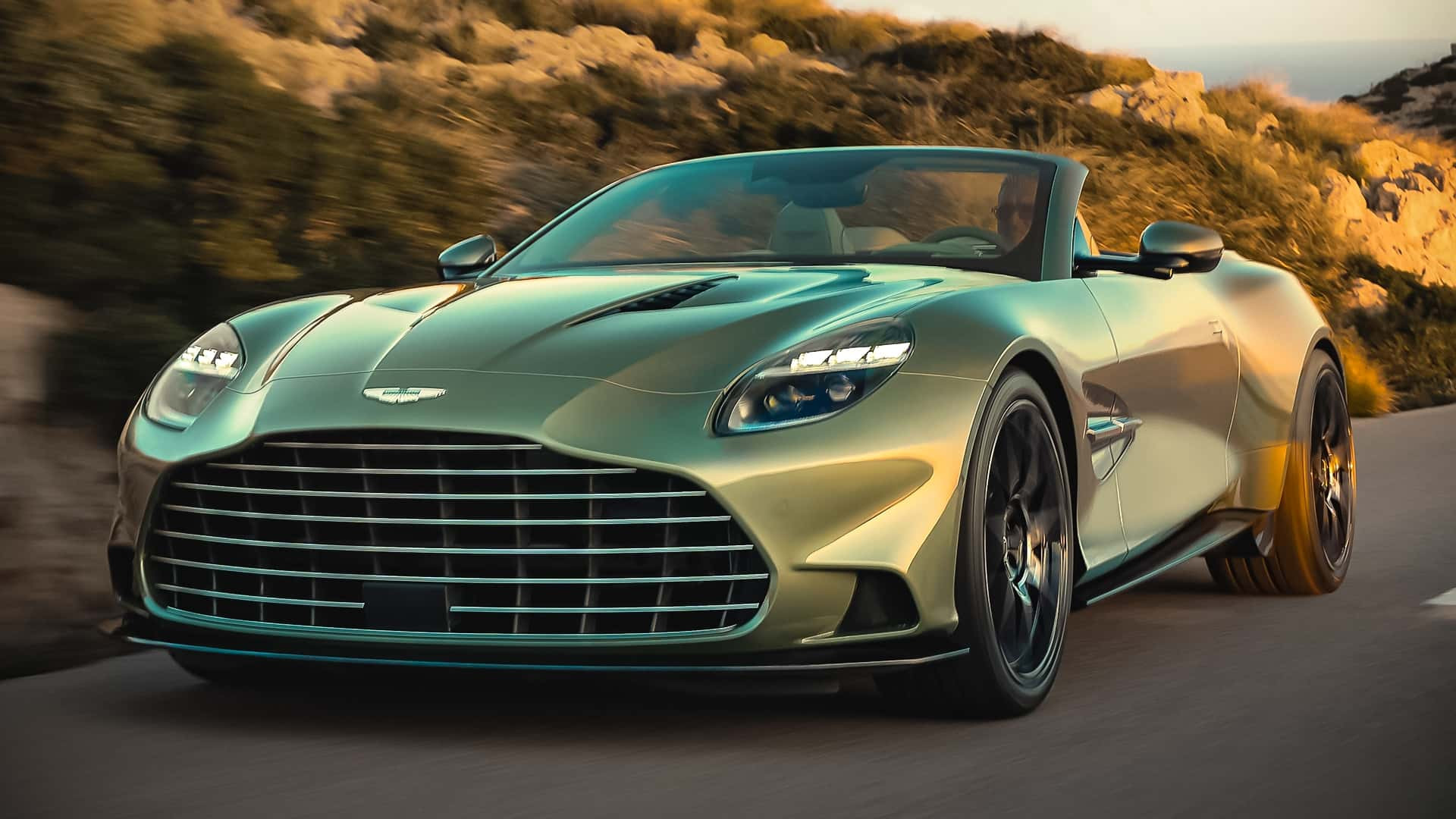 Aston Martin Vanquish Volante 2025 року