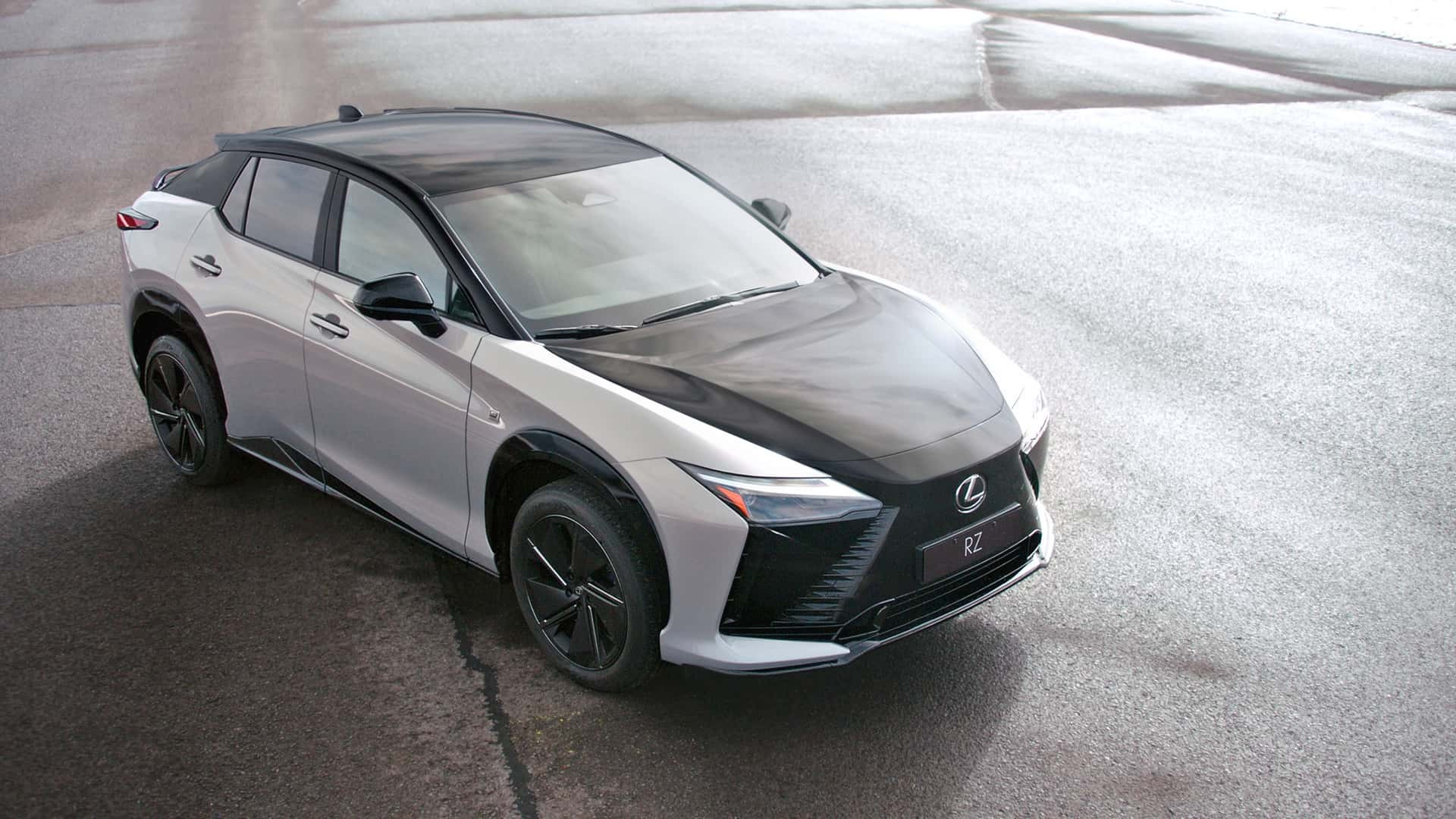 Lexus RZ 2025 року