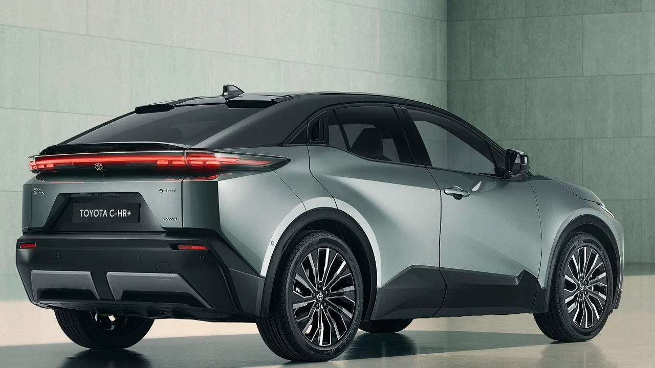 Toyota C-HR +
