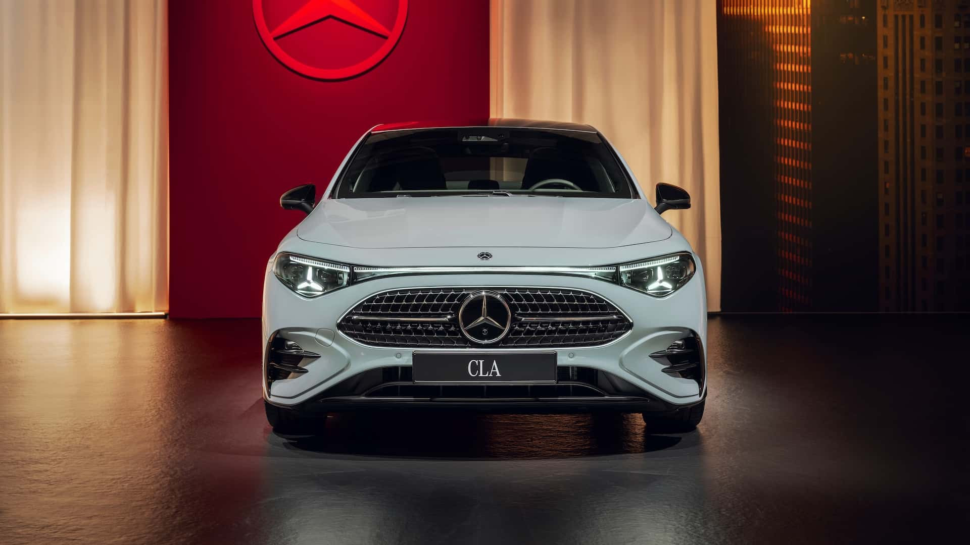 Mercedes CLA 2025 року