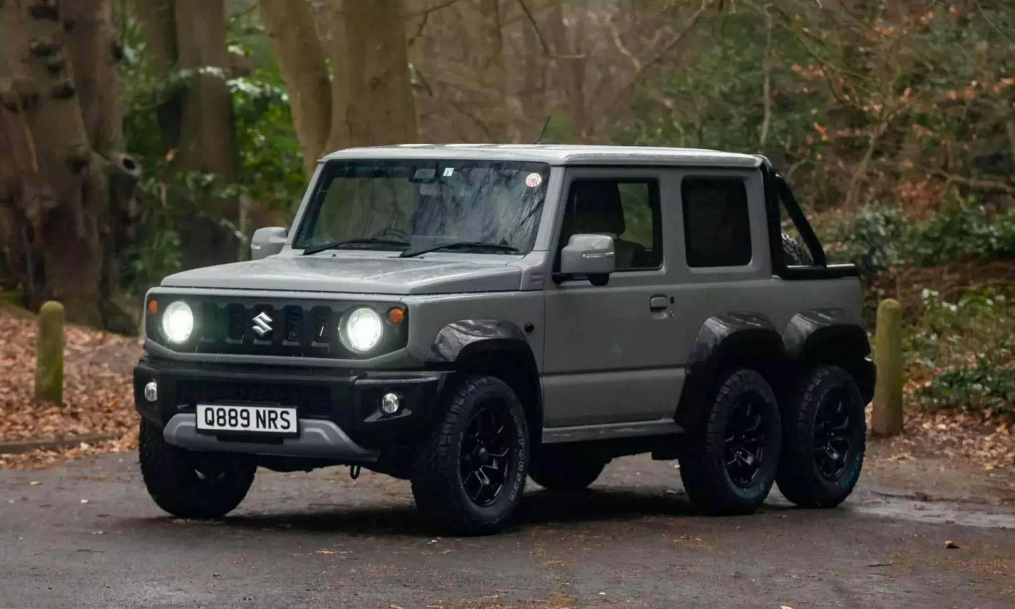 Suzuki Jimny перетворився на шестиколісний пікап - Motorcar