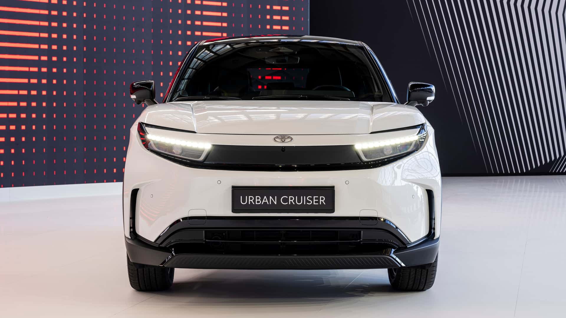 Toyota Urban Cruiser 2025 року