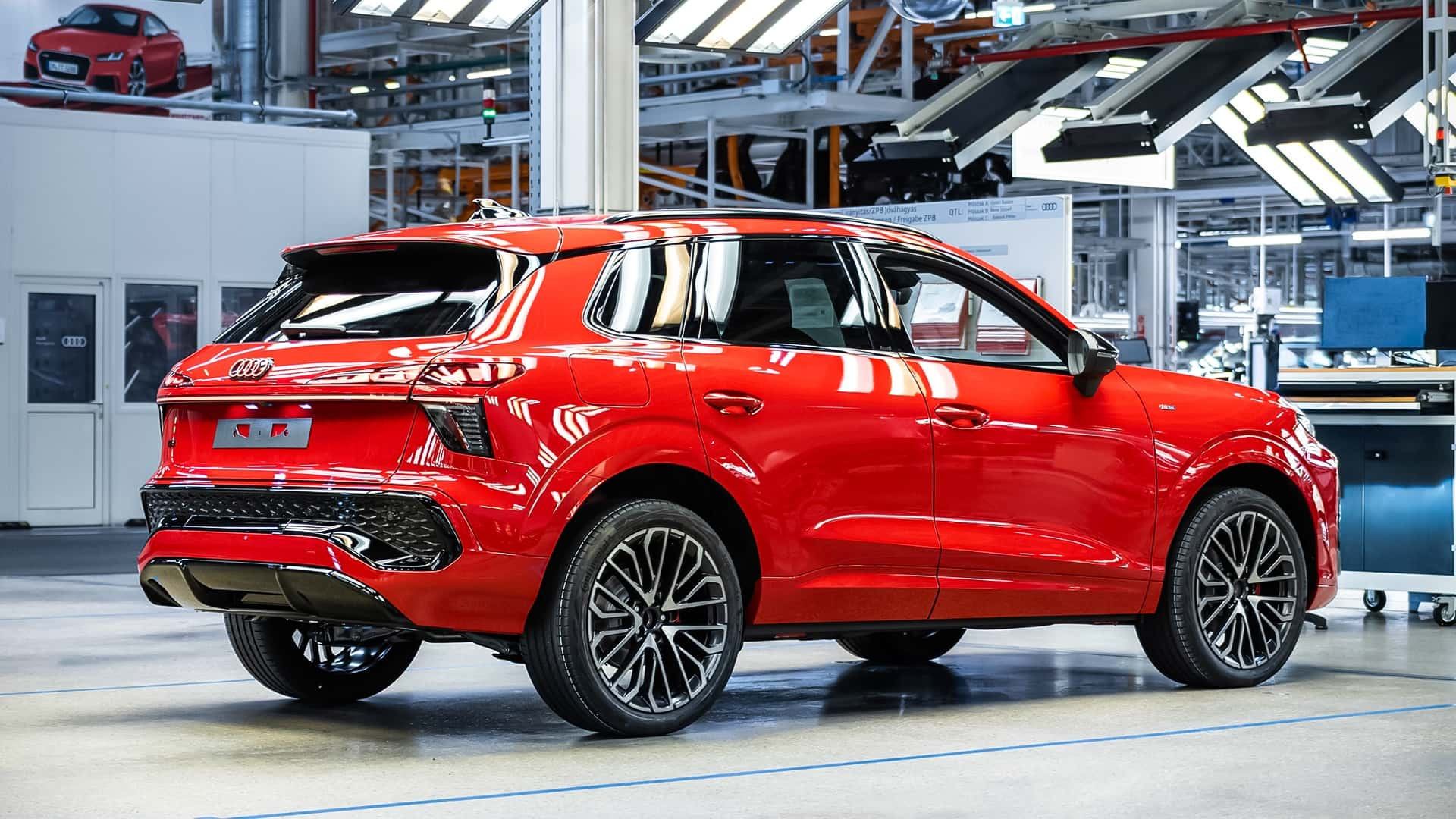 Виробництво Audi Q3 2025 року