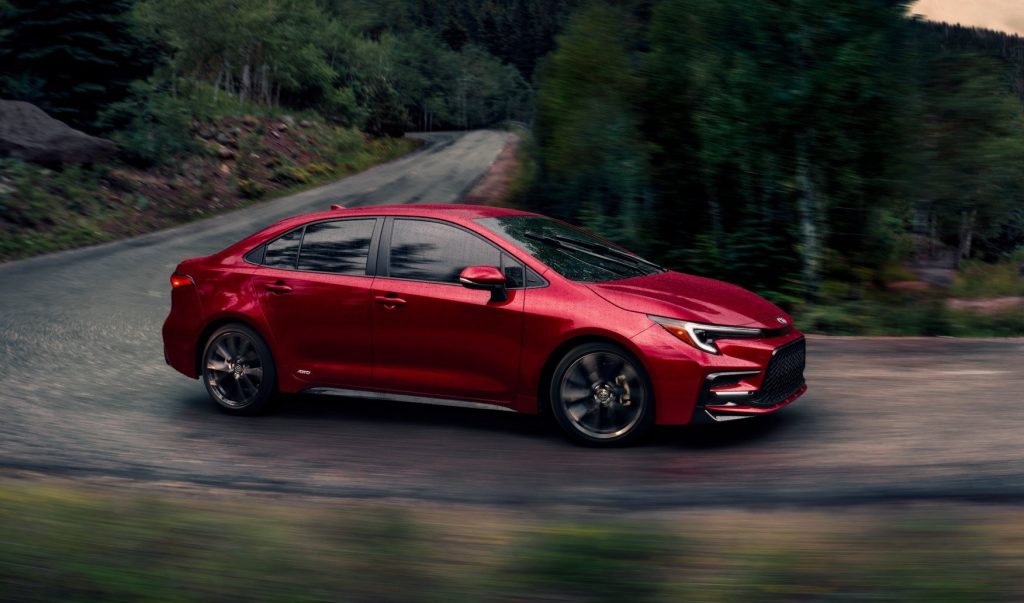 Toyota Corolla Hybrid SE 2026 року