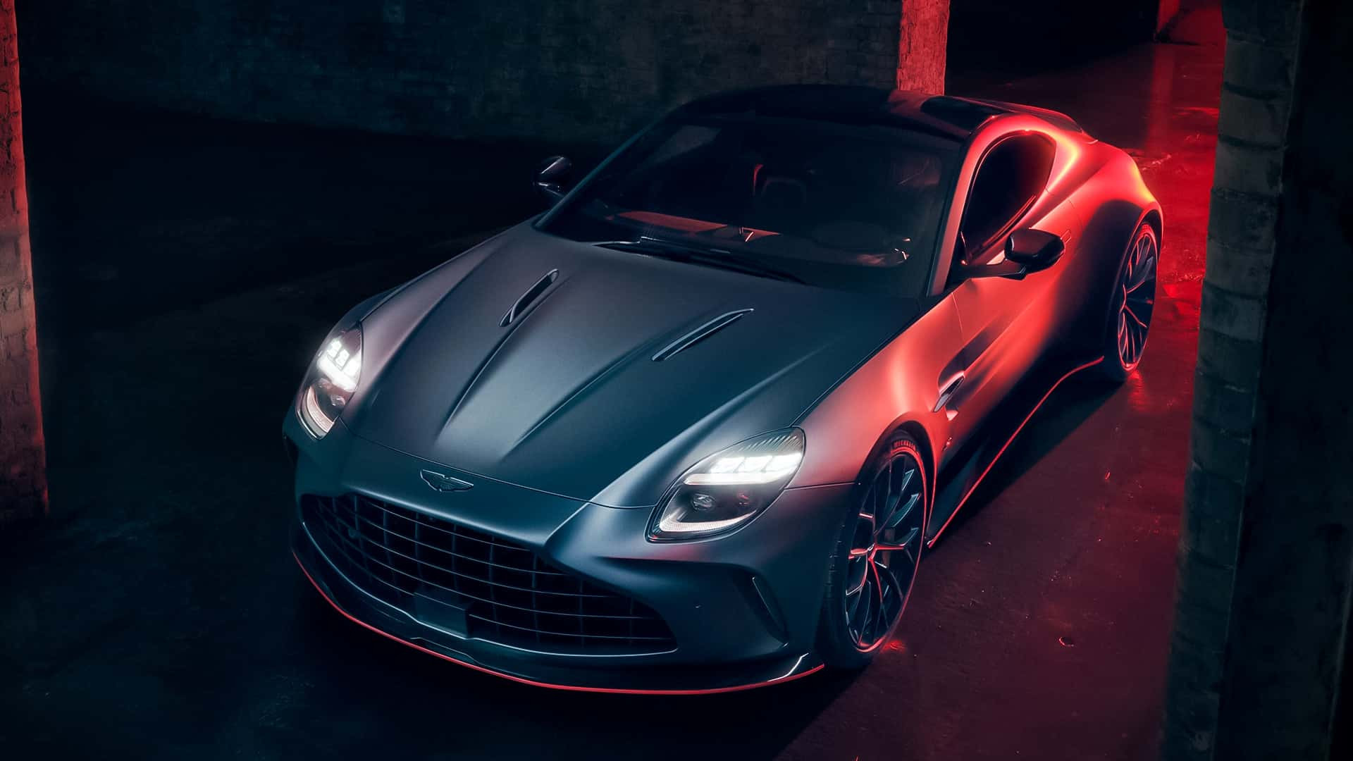 Aston Martin Vantage S