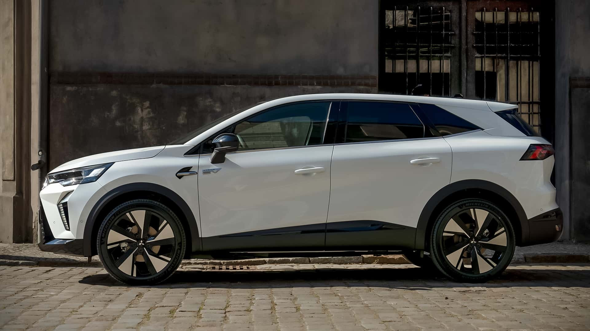 Mitsubishi Grandis 2025 року
