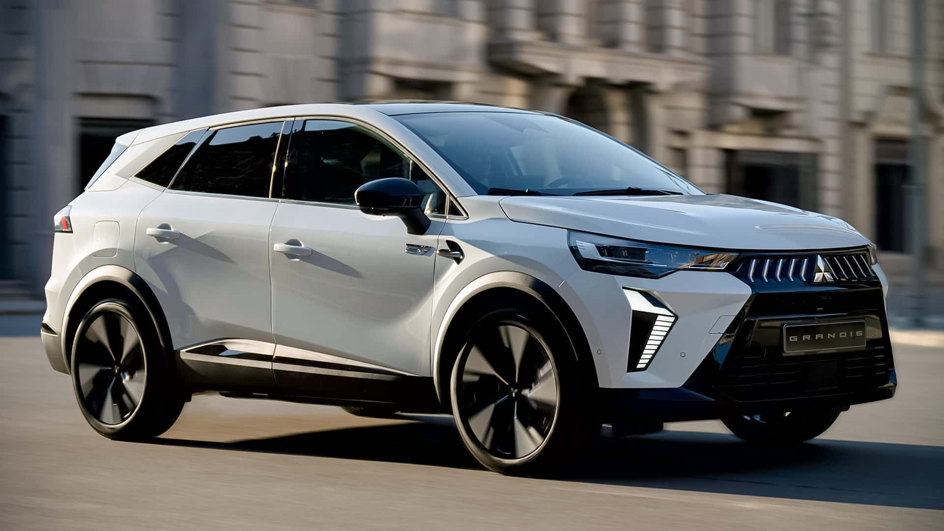 Mitsubishi Grandis 2025 року